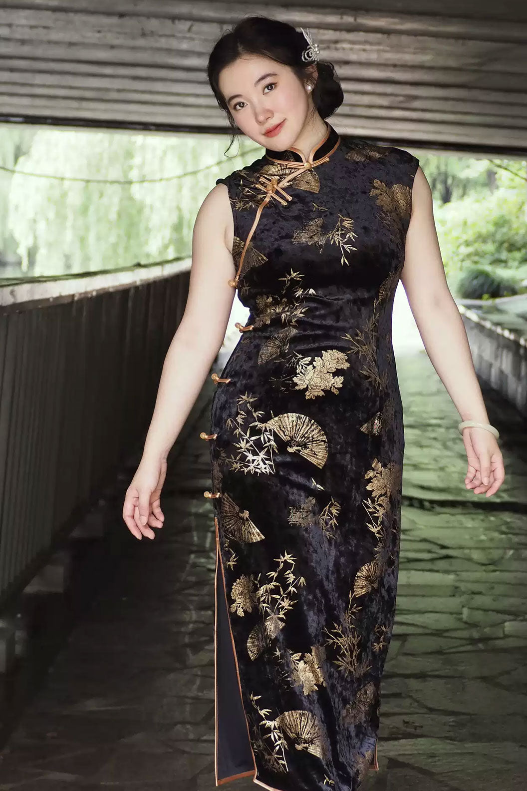 Cheongsam Qipao Plus Size Sleeveless Dress with Gold Foil Vintage Style - zhuyingjinyun 竹影金韵