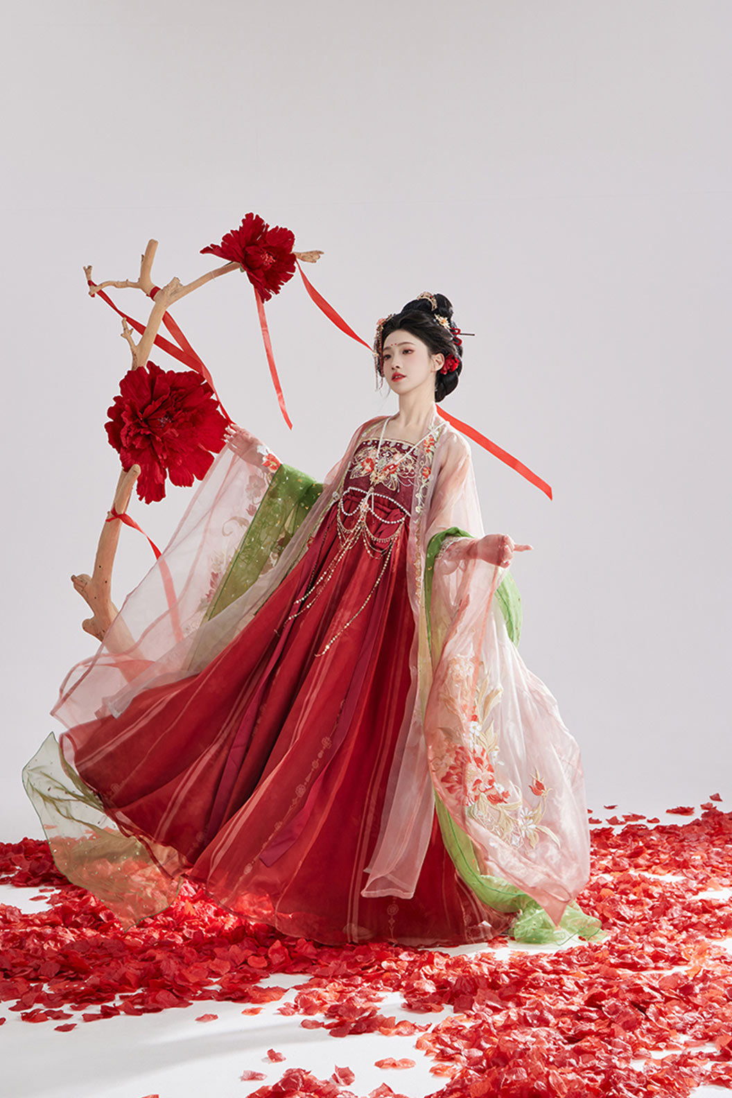 Tang Dynasty Red Hanfu Dress Heavy Embroidery Chest High Hezi Skirt - shancha 山茶