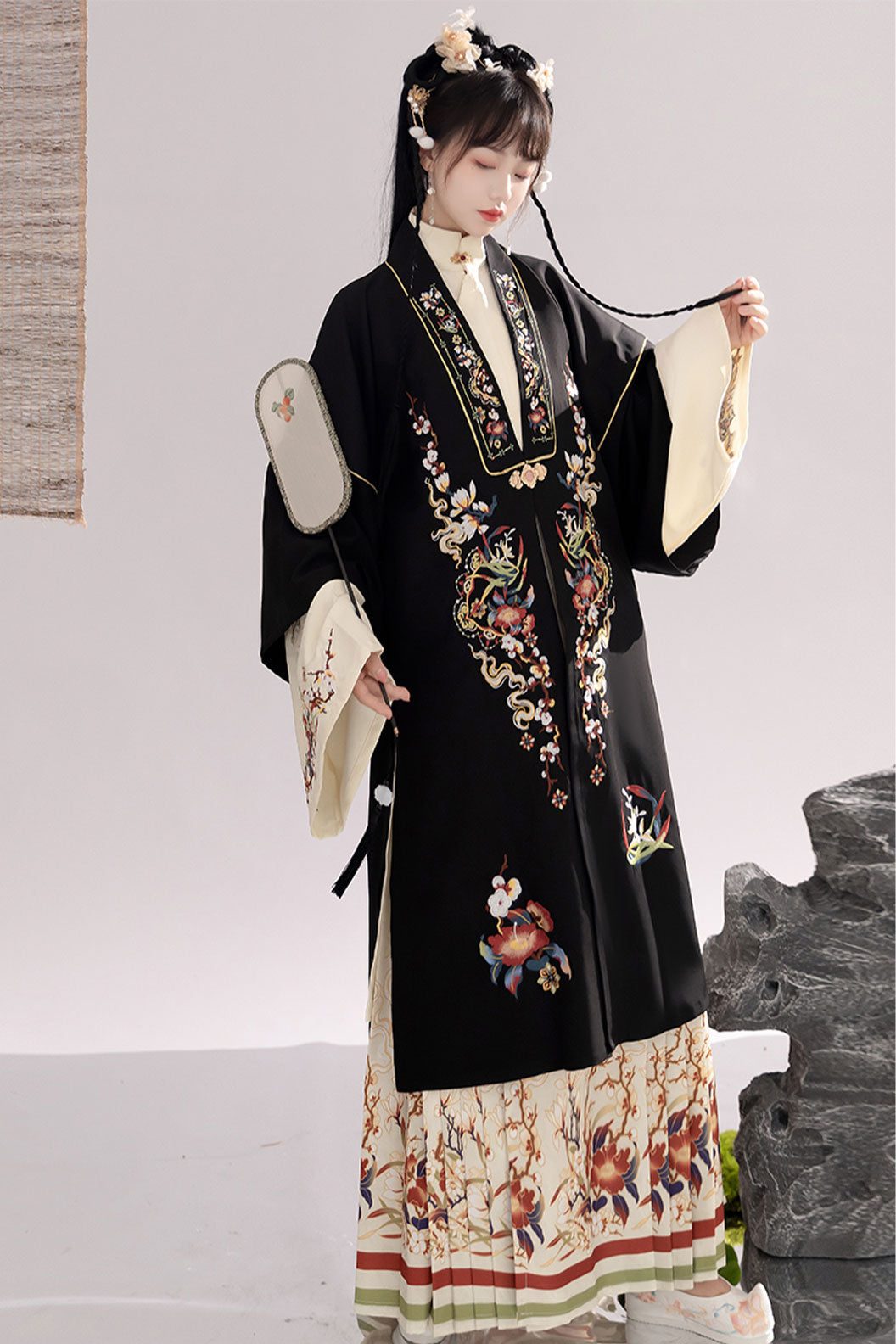 Ming dynasty hanfu long ao robe with mamianqun set hanfu dress for fall and winter - qiongxiaoqun 琼霄裙