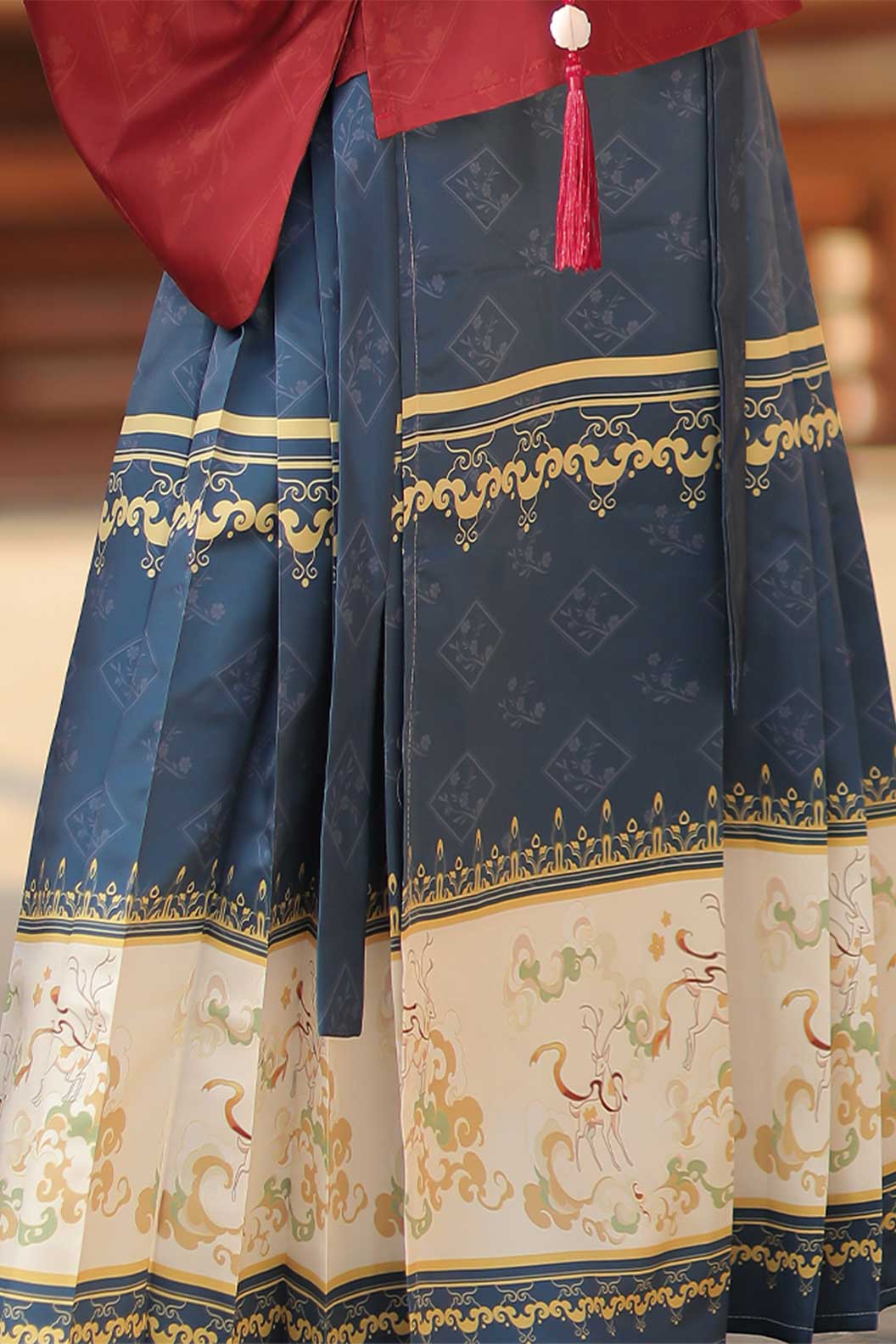 Ming dynasty hanfu mamianqun hanfu dress with round collar cross-collar top -fushengbanri 浮生半日