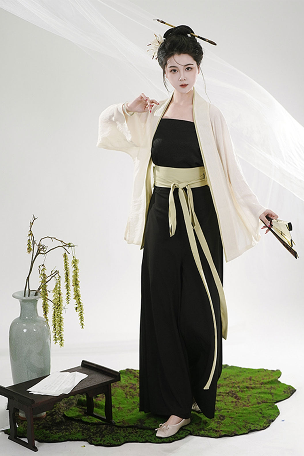 Modern Hanfu  Black with Three-pleated Skirt for Chinese style - mingdai 茗黛