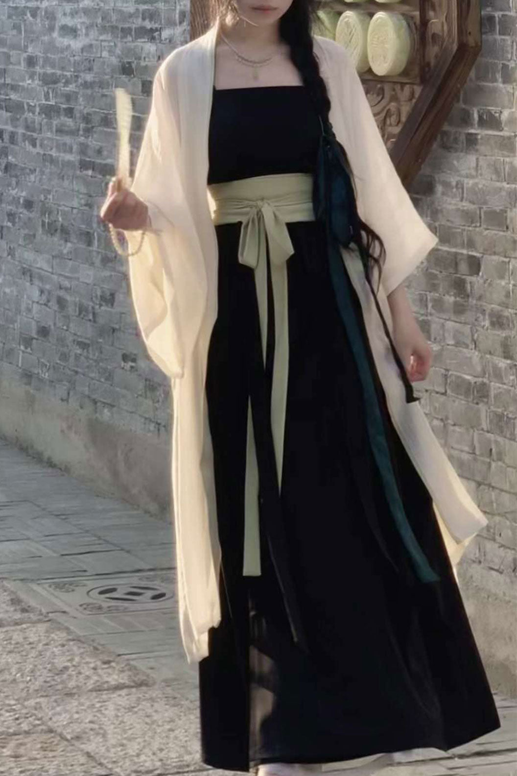 Modern Hanfu  Black with Three-pleated Skirt for Chinese style - mingdai 茗黛