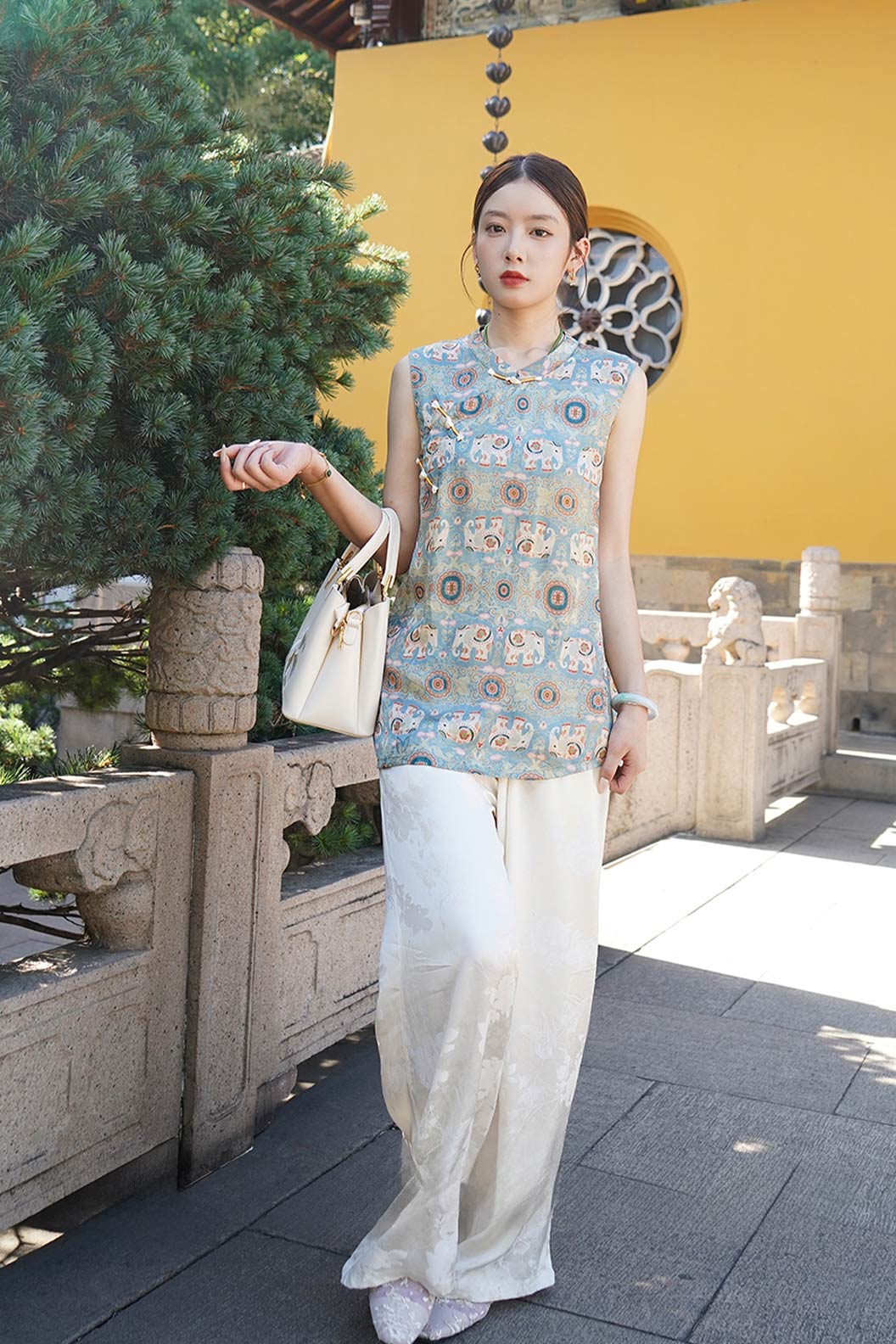 Modern Hanfu Silk Xiangyunsha New Chinese Style Sleeveless Blouse Mulberry Silk Hanfu Dress - qinghe 青荷