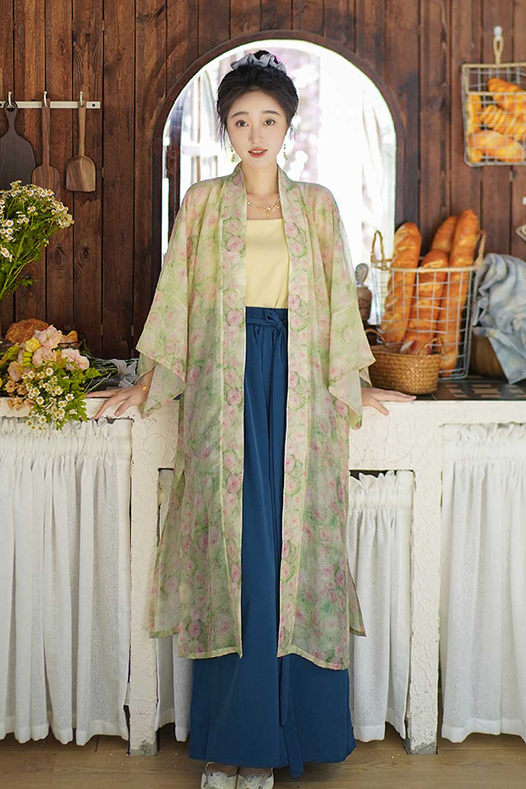 Song dynasty hanfu with eight panel skirt perfect for commuting - xingkong 星空