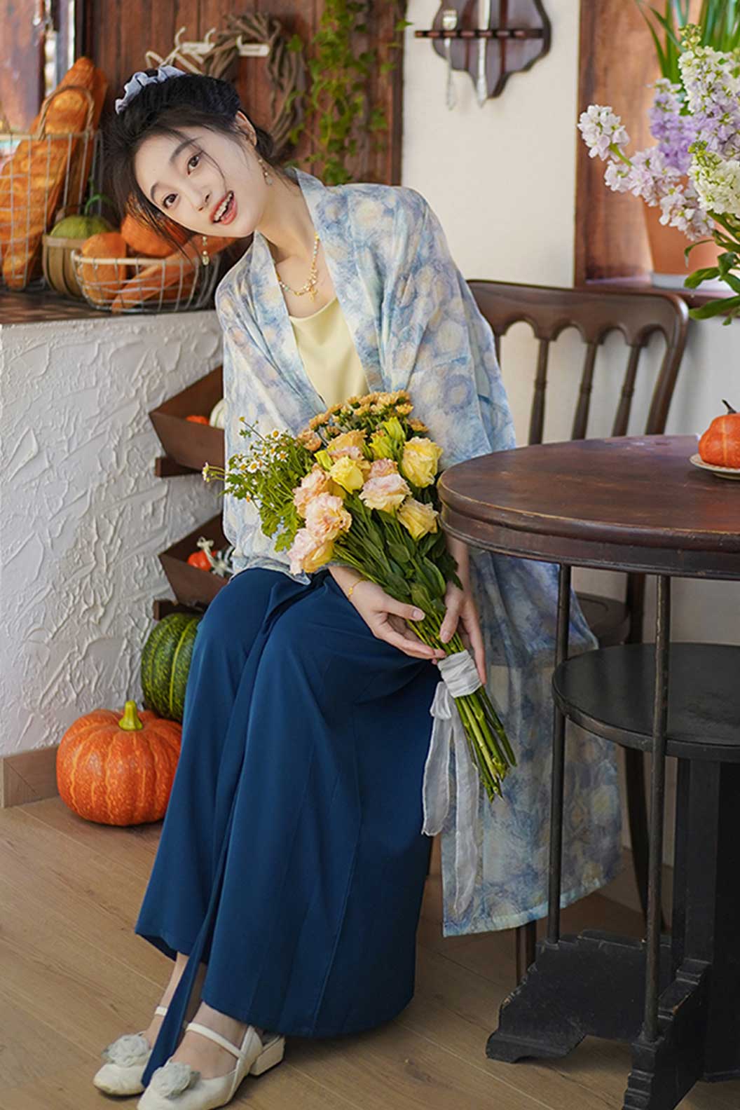 Song dynasty hanfu with eight panel skirt perfect for commuting - xingkong 星空