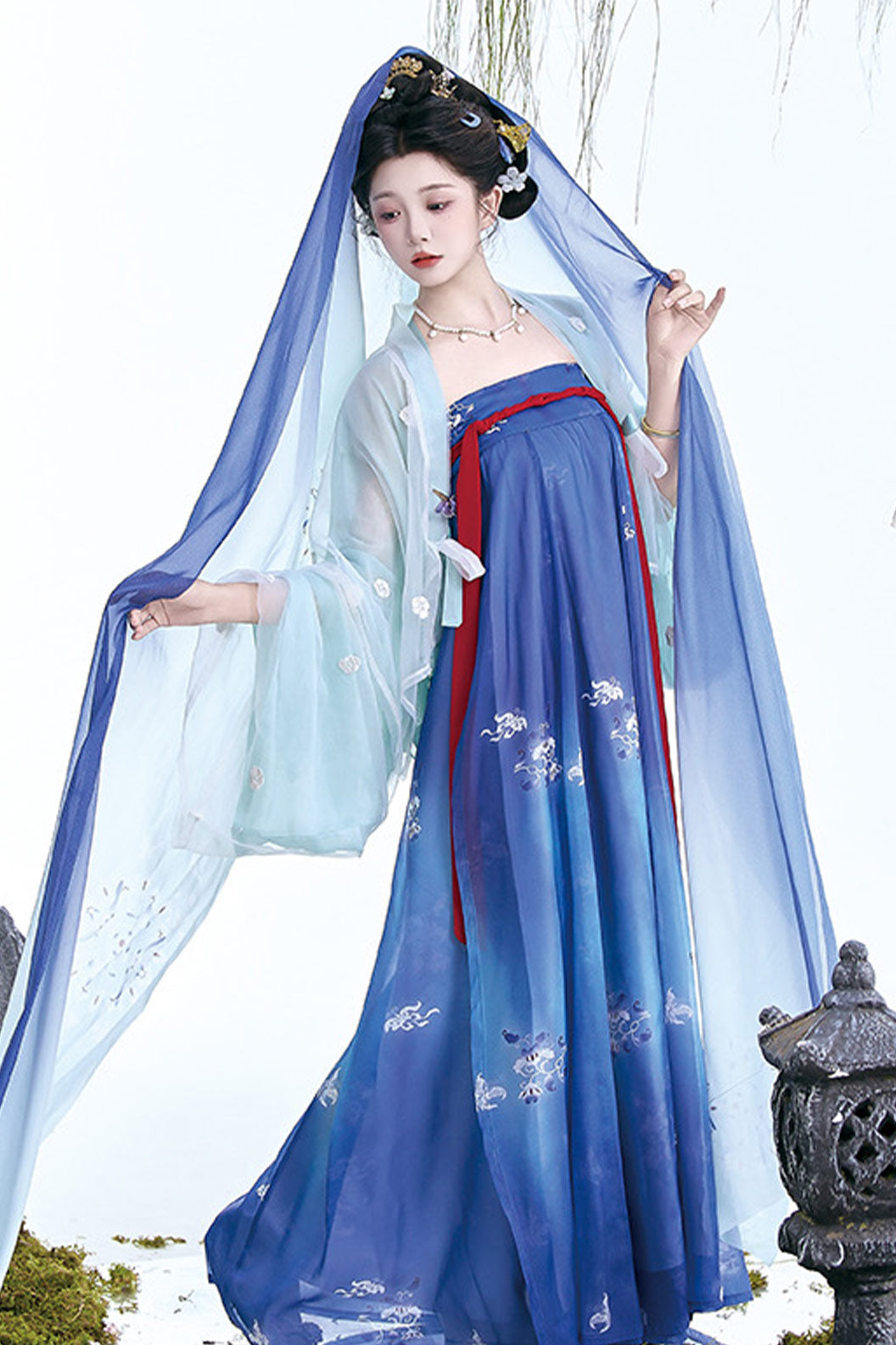 Tang Dynasty Blue Hanfu Dress with Embroidered Cloak and Qixiong Ruqun  - xiahefeng 夏禾风