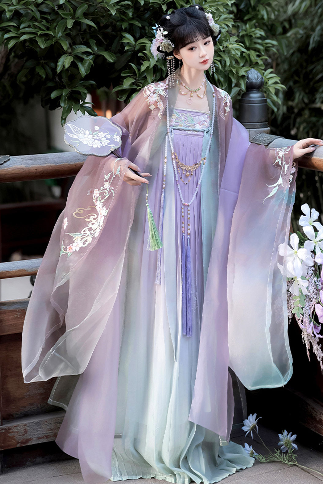 Tang Dynasty Gradient Green Hanfu Dress with Qixiong Ruqun and Wide Sleeves Fairy Style - wuyeshancha 雾野山茶
