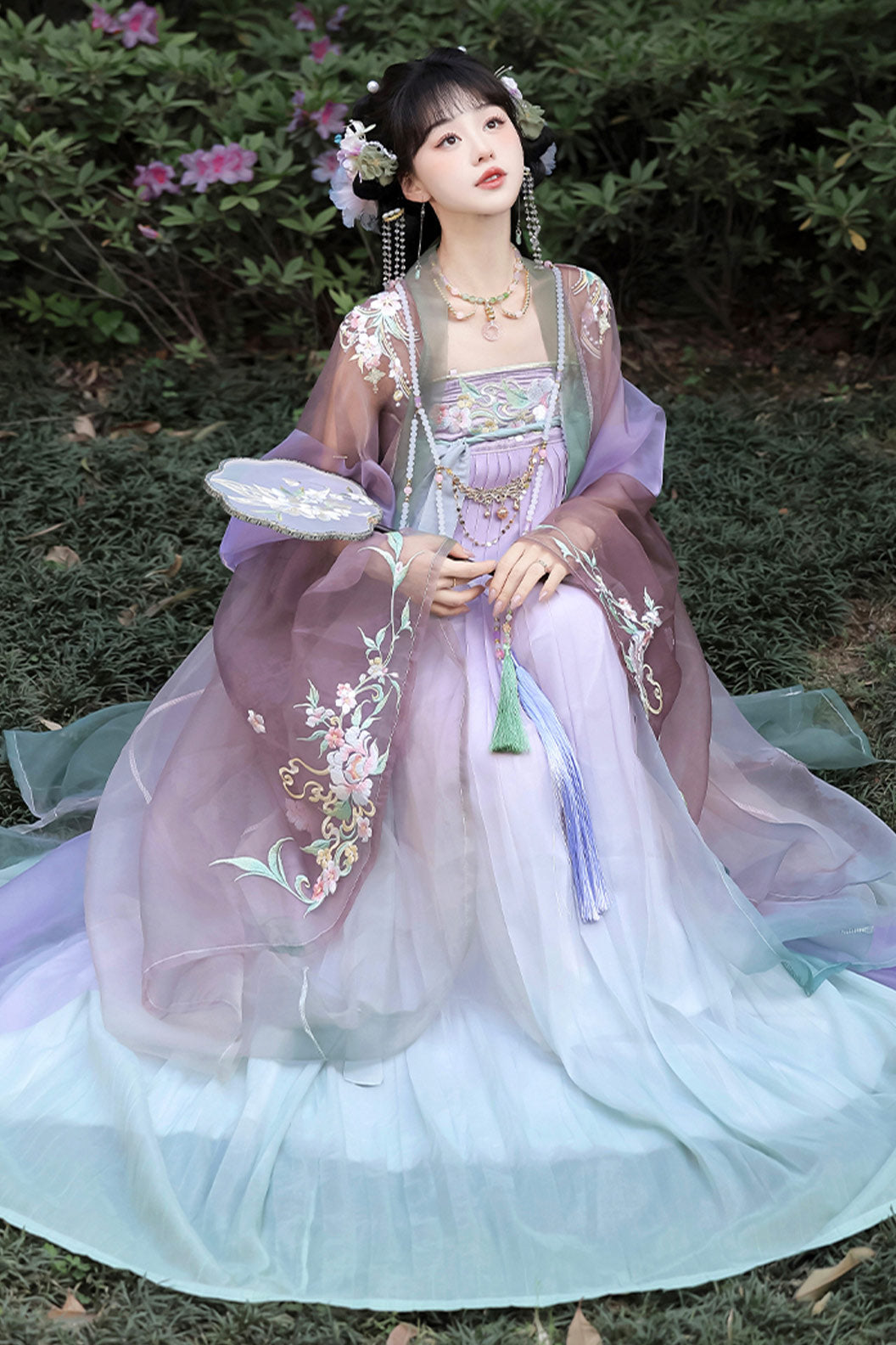 Tang Dynasty Gradient Green Hanfu Dress with Qixiong Ruqun and Wide Sleeves Fairy Style - wuyeshancha 雾野山茶