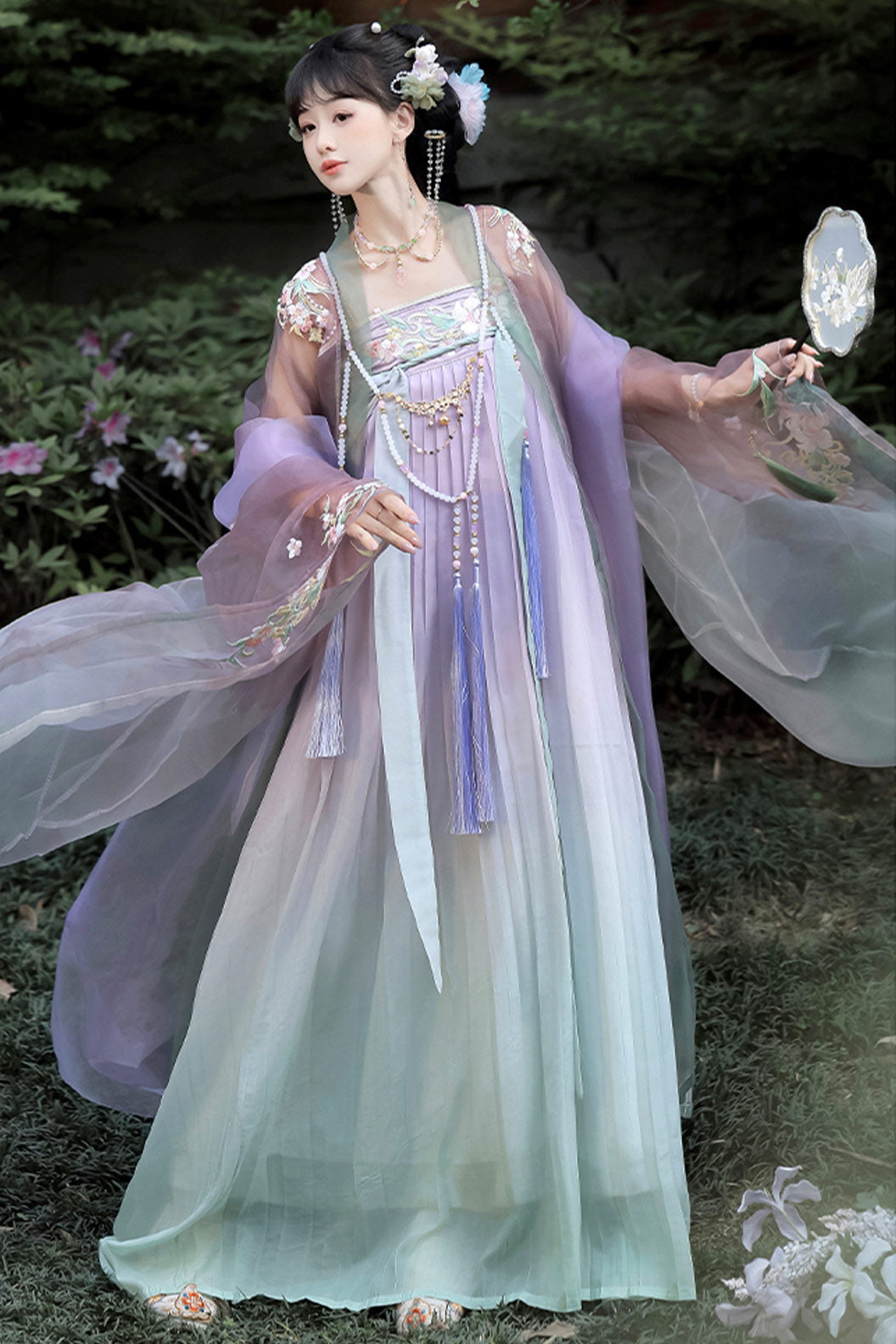 Tang Dynasty Gradient Green Hanfu Dress with Qixiong Ruqun and Wide Sleeves Fairy Style - wuyeshancha 雾野山茶