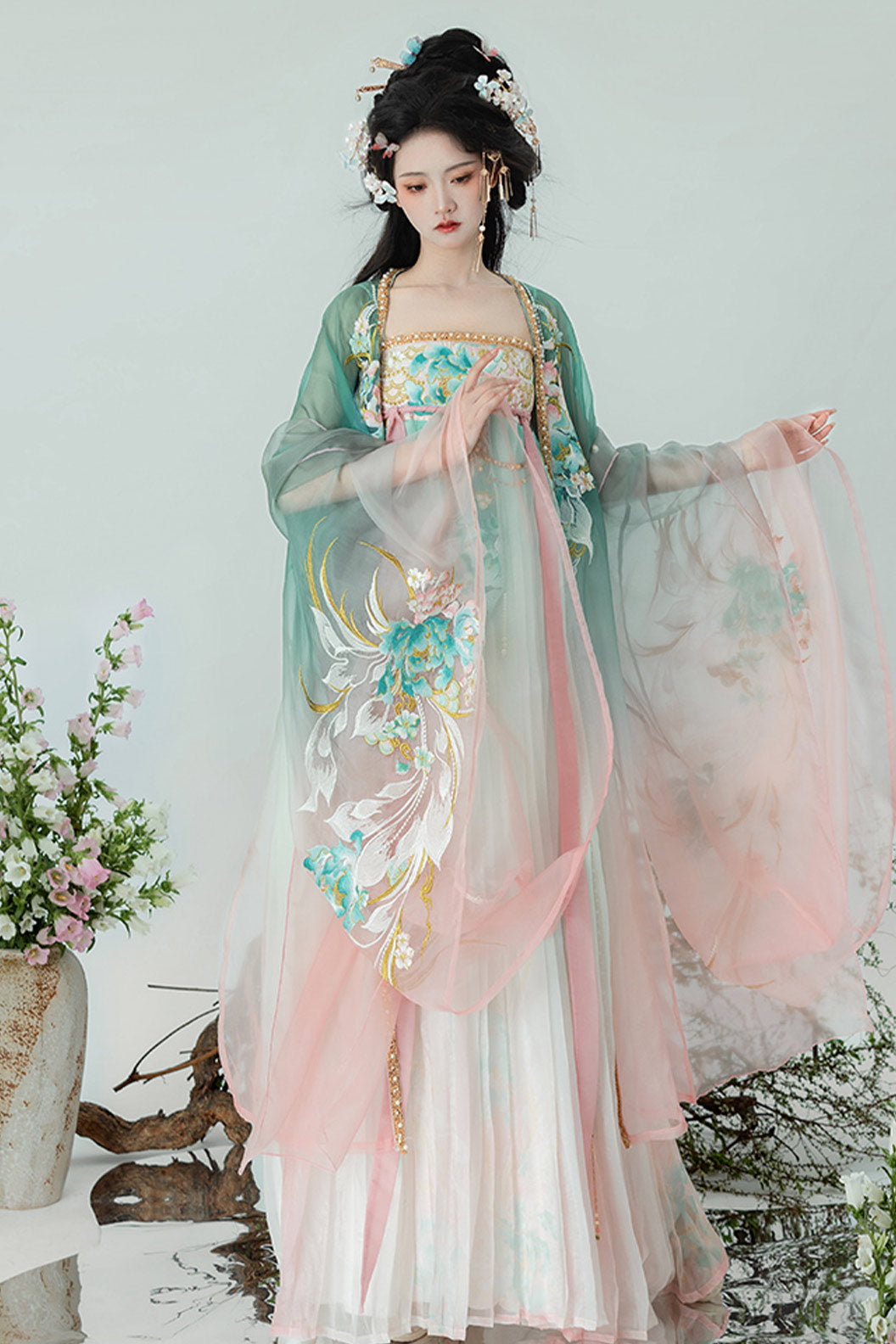Tang Dynasty Green Hanfu Dress with Qixiong Wide Sleeve Robe and Heavy Embroidery - qingyu 青羽