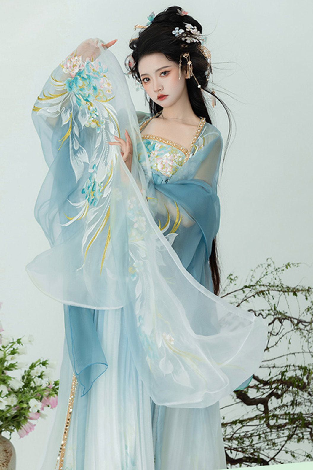 Tang Dynasty Green Hanfu Dress with Qixiong Wide Sleeve Robe and Heavy Embroidery - qingyu 青羽