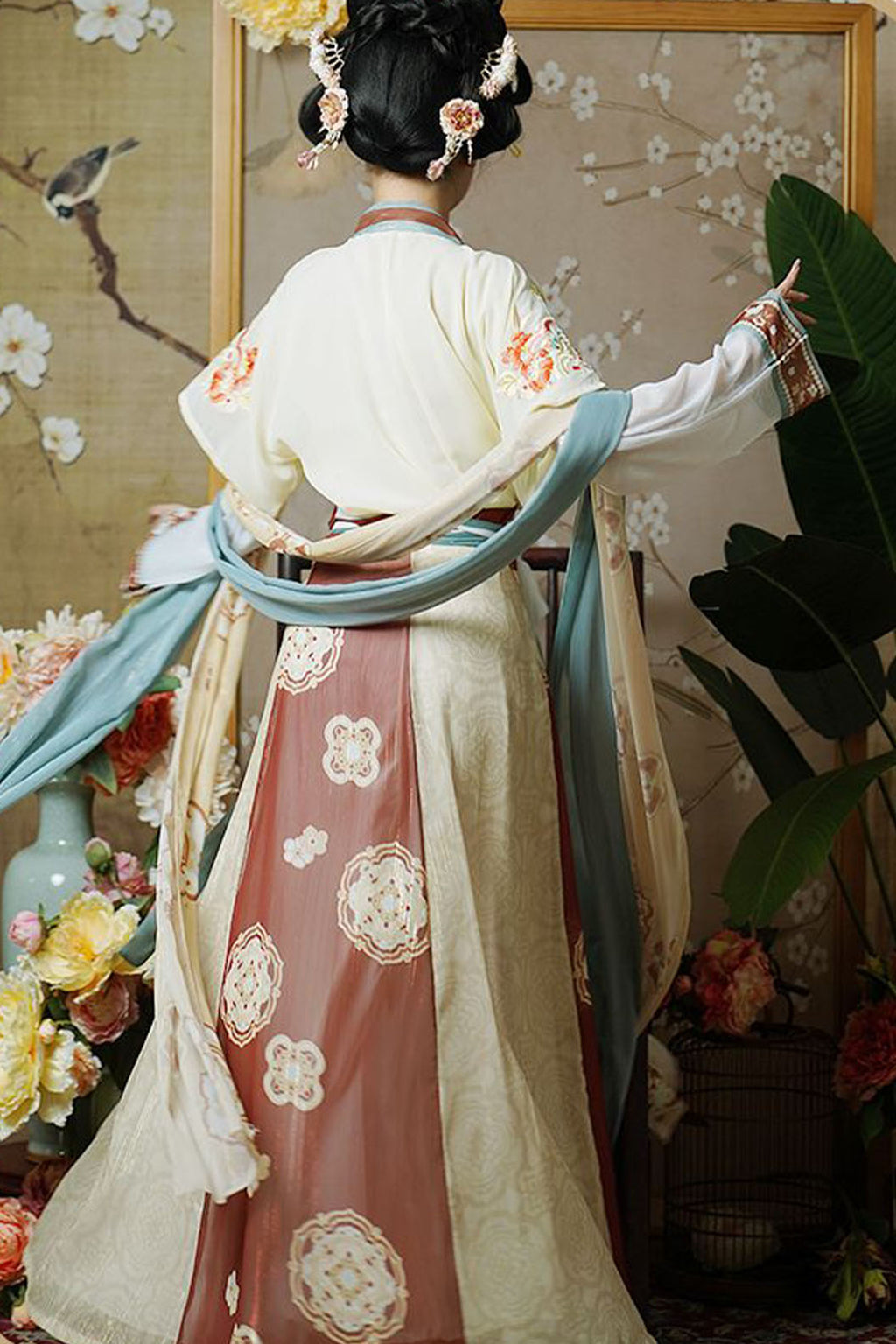Tang dynasty hanfu with mid-waisted eight-panel skirt hanfu dress for summer - xiuluoqing 绣罗轻