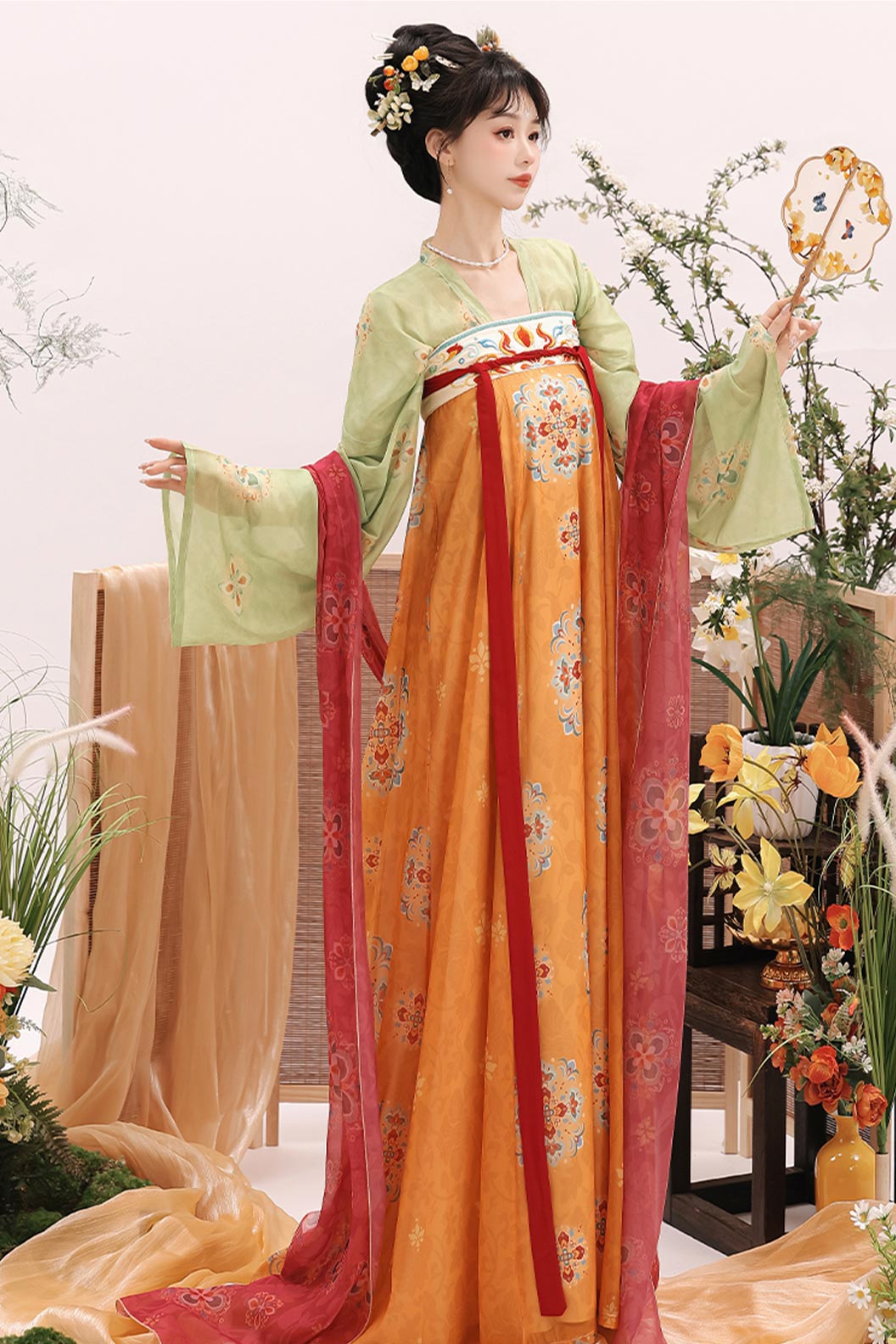 Tang Dynasty Pink Green Hanfu Dress Qixiong Ruqun Embroidered Poqun Dunhuang Style - chunzhixiao 春知晓