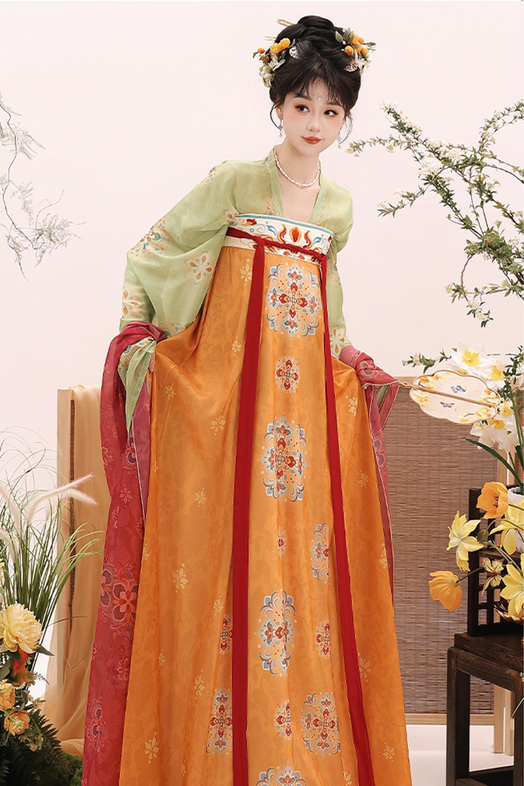 Tang Dynasty Pink Green Hanfu Dress Qixiong Ruqun Embroidered Poqun Dunhuang Style - chunzhixiao 春知晓