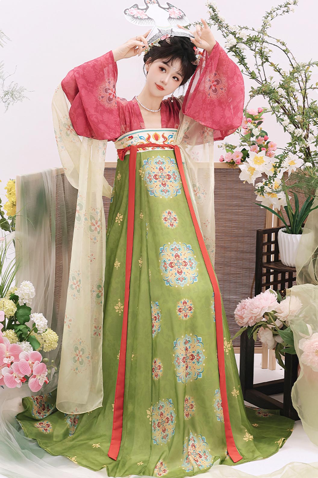 Tang Dynasty Pink Green Hanfu Dress Qixiong Ruqun Embroidered Poqun Dunhuang Style - chunzhixiao 春知晓