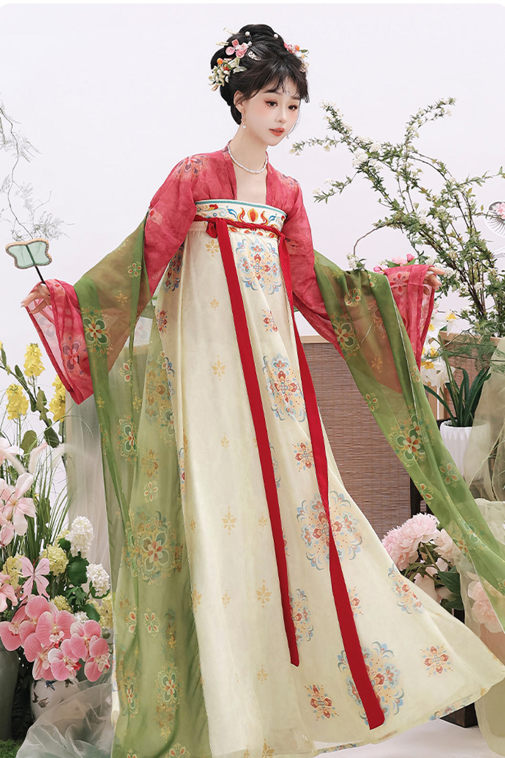 Tang Dynasty Pink Green Hanfu Dress Qixiong Ruqun Embroidered Poqun Dunhuang Style - chunzhixiao 春知晓