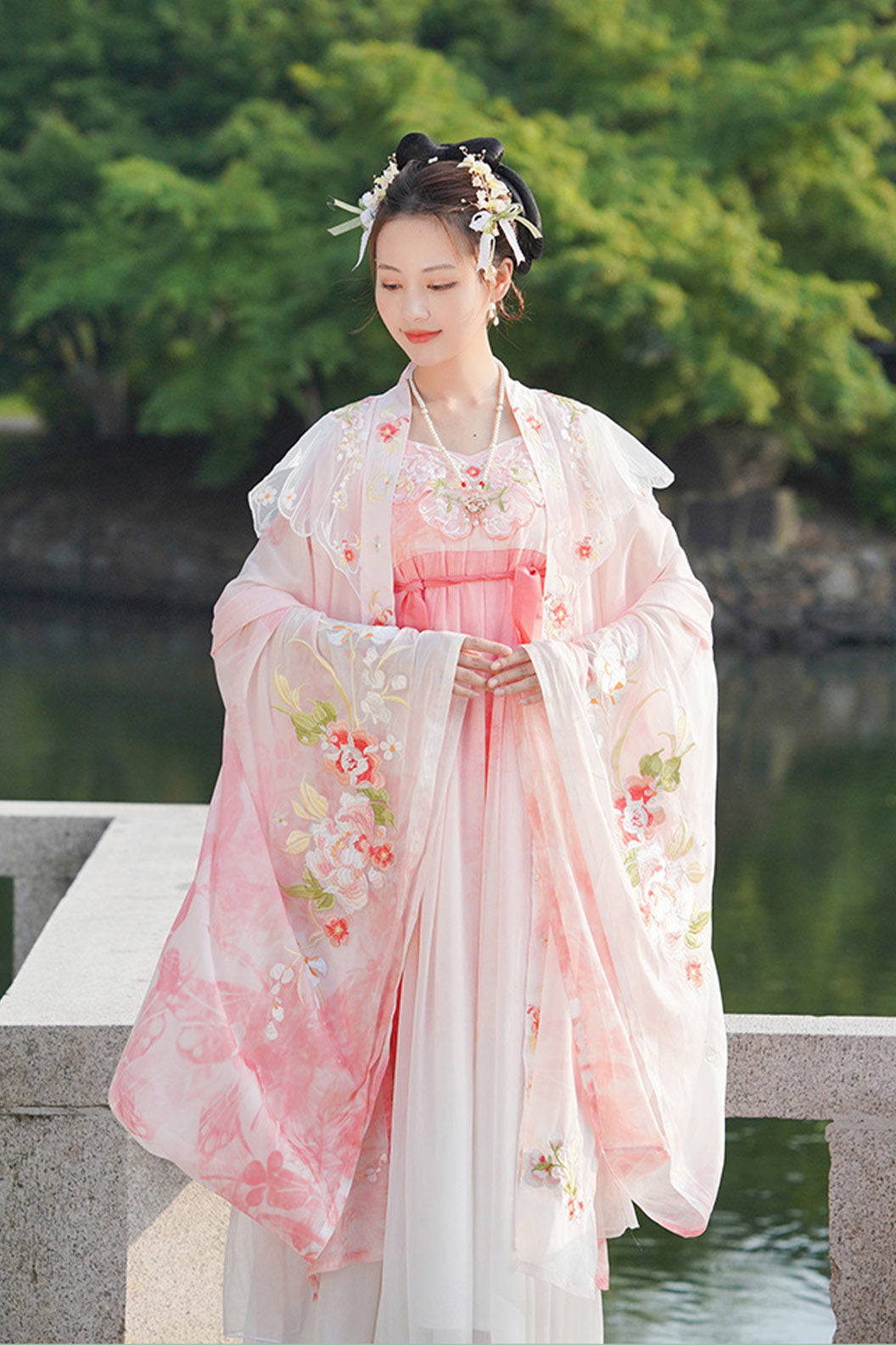 Tang Dynasty Pink Hanfu Dress Hezi Skirt Heavy Embroidery - xidie 戏蝶