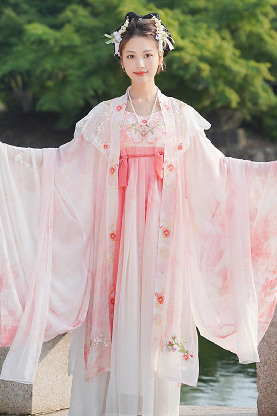 Tang Dynasty Pink Hanfu Dress Hezi Skirt Heavy Embroidery - xidie 戏蝶