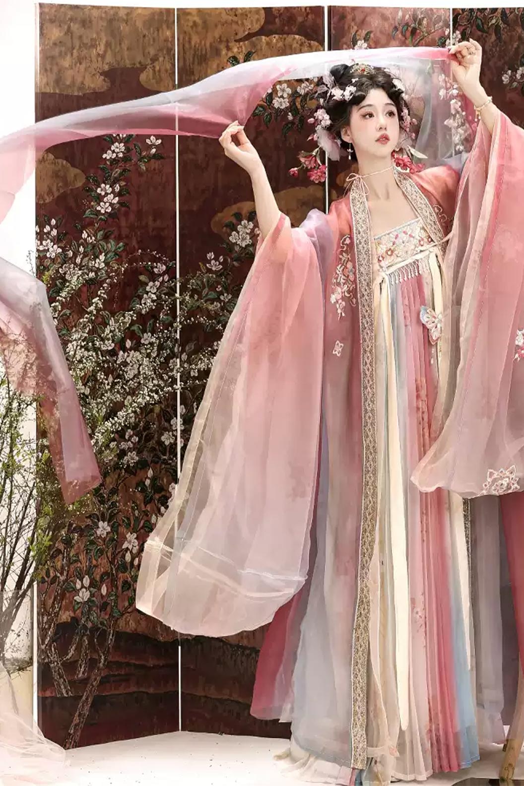 Tang Dynasty Qi Xiong Ruqun Embroidered Wide Sleeve Hanfu Dress - fuchunyan 赴春宴