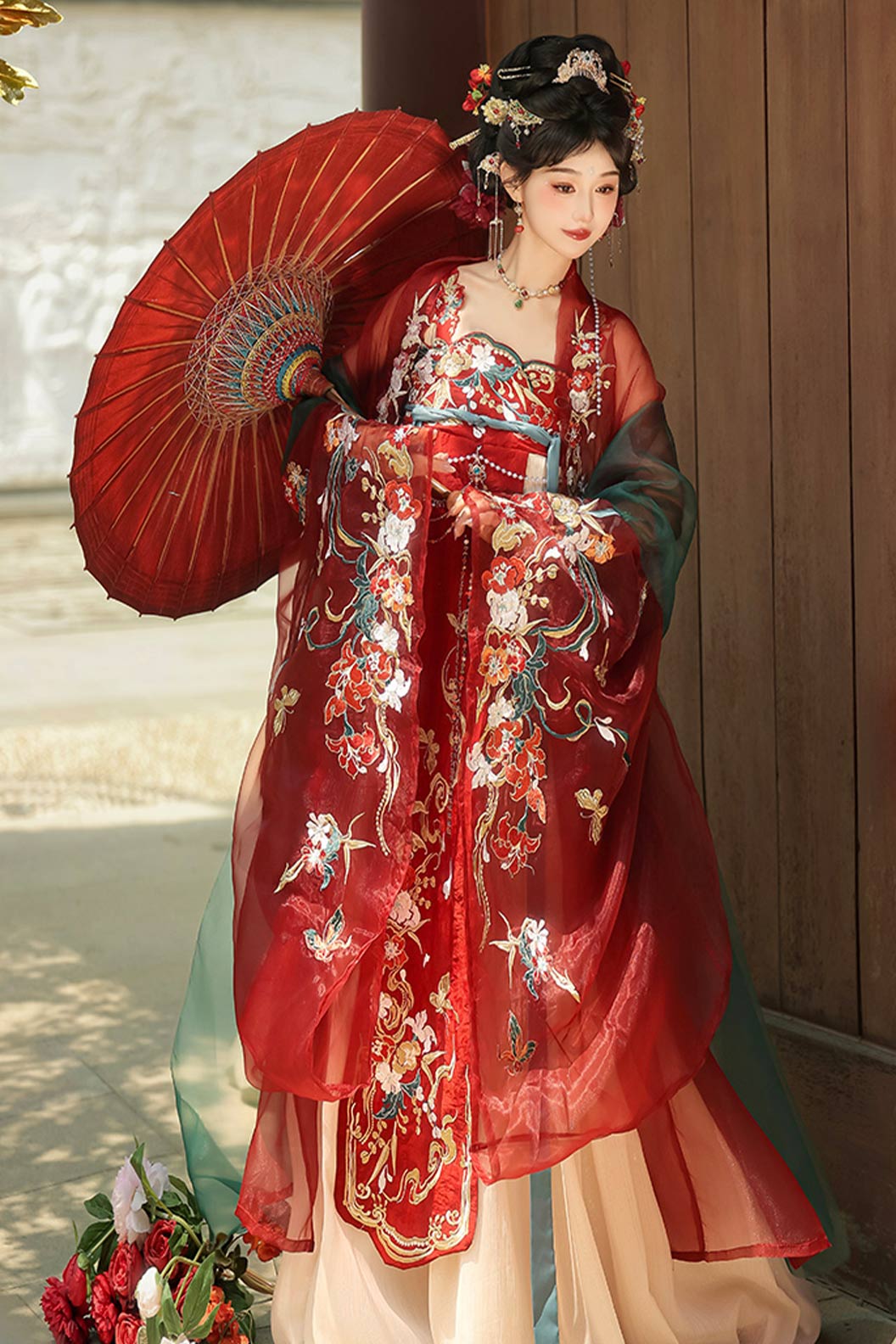 Tang Dynasty Red Hanfu Dress with Hezi Skirt and Heavy Embroidery - ruyijinchai 如意金钗