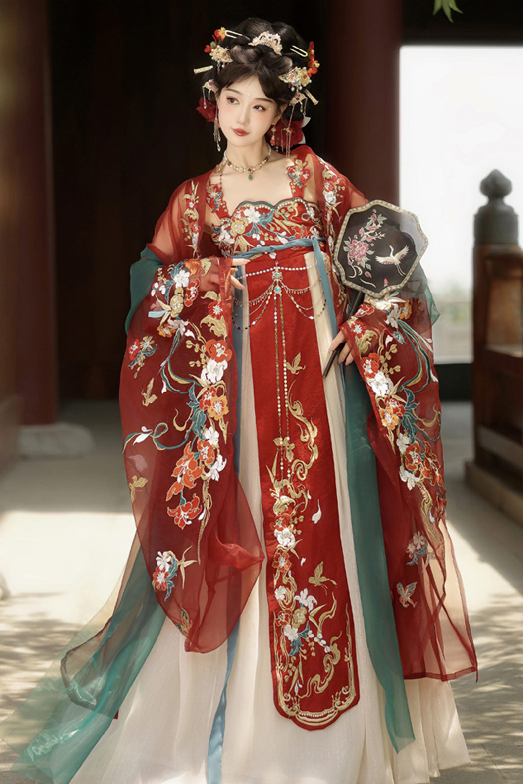 Tang Dynasty Red Hanfu Dress with Hezi Skirt and Heavy Embroidery - ruyijinchai 如意金钗