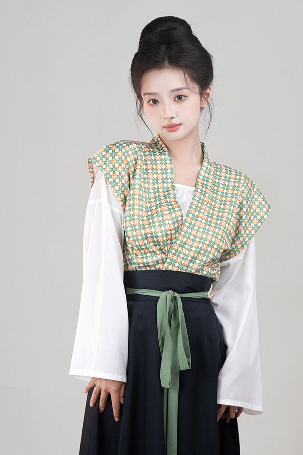 Tang Dynasty Three Color Hanfu Dress Waist High Broken Skirt Beizi Coat - yuhouhuayuan 雨后花园