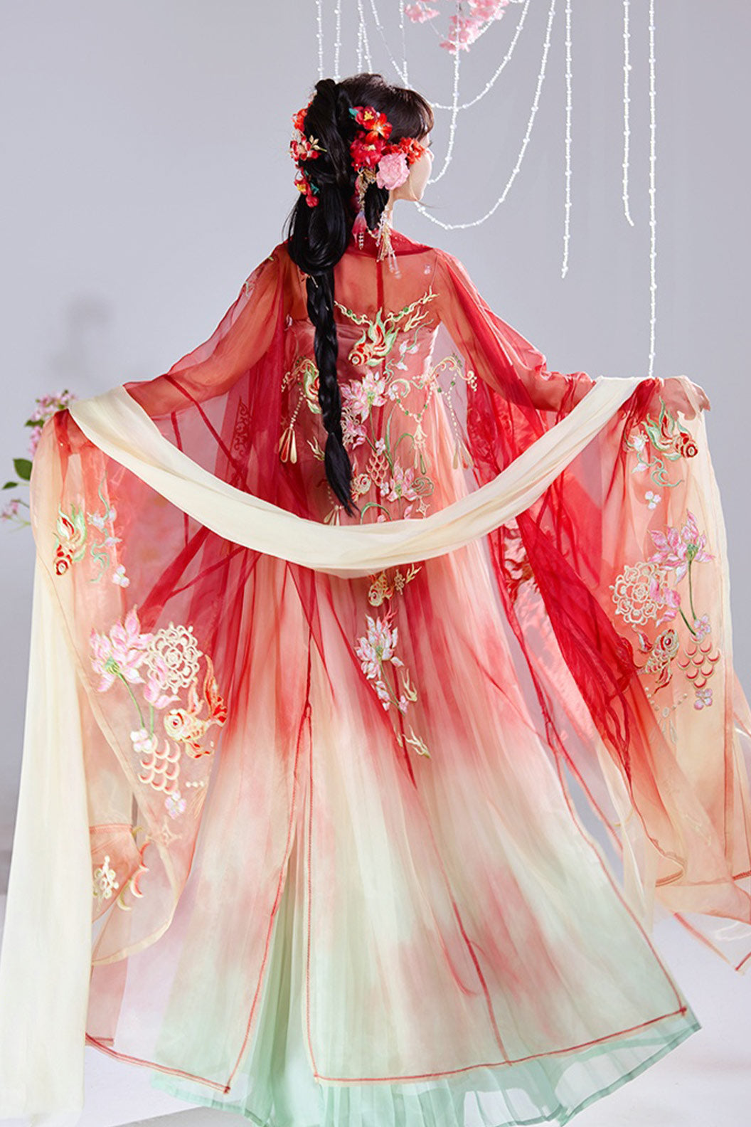 Tang Dynasty Embroidered Large Sleeve Robe Hezi Pleated Skirt Hanfu Dress - jinyuji 金鱼姬