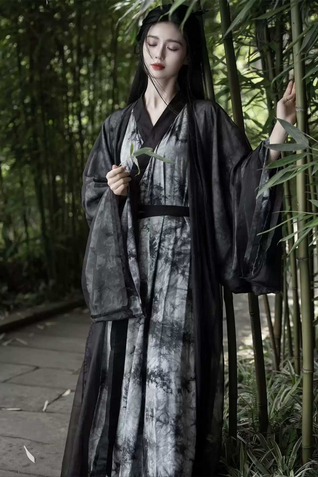 Wei Jin Dynasty Hanfu Black Hanfu Dress with Wide Sleeve Shirt - moran 墨染