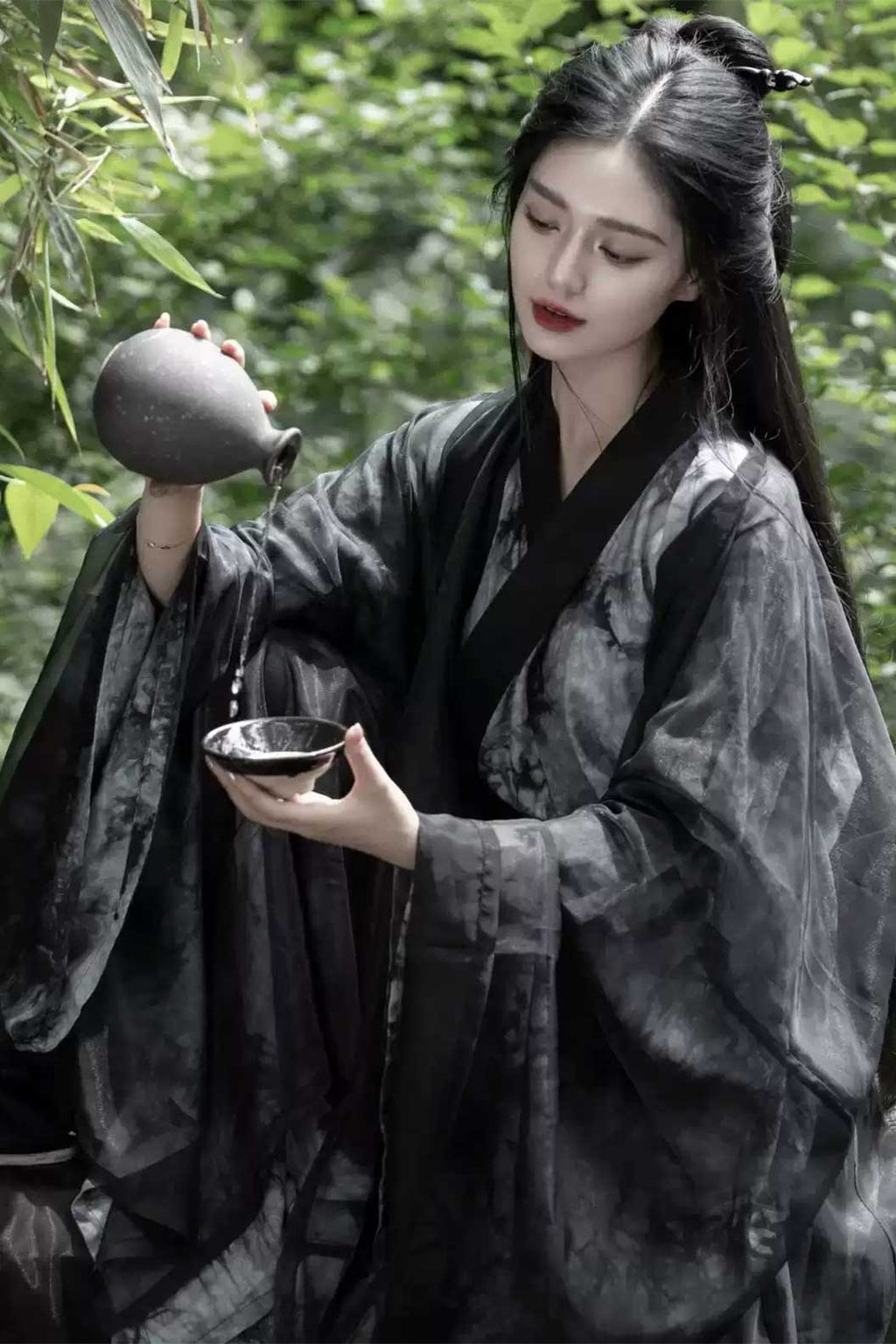 Wei Jin Dynasty Hanfu Black Hanfu Dress with Wide Sleeve Shirt - moran 墨染