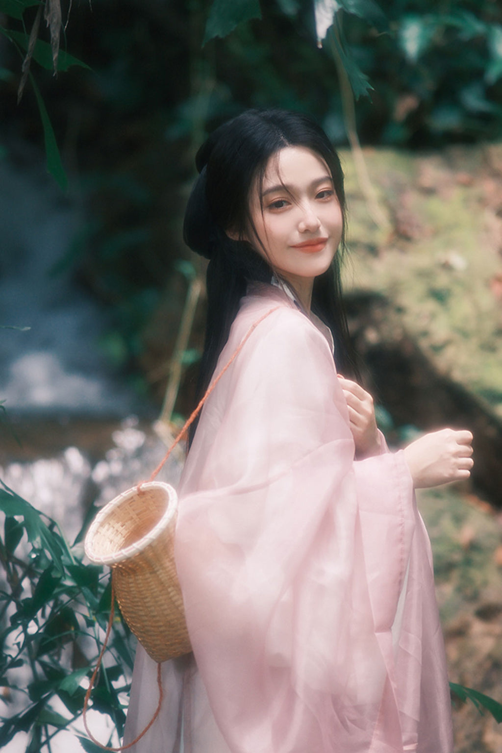 Wei Jin Dynasty Pink Hanfu Dress 3-piece Set in Sweet Style Hanfu - xiangyi 相宜