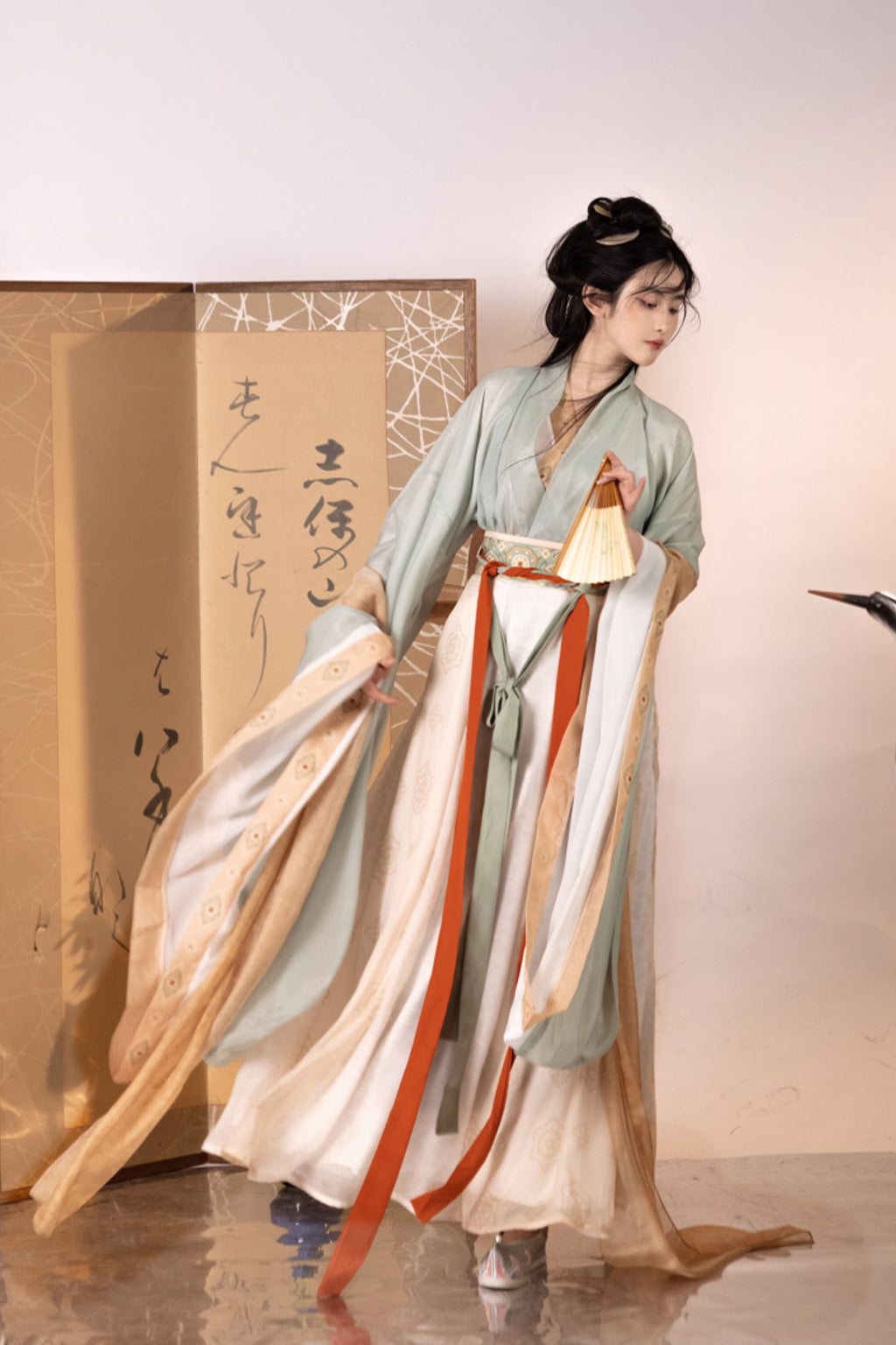 Wei Jin Dynasty Jiaoling Wide Sleeve Qiyao Floral Poqun Hanfu dress - liuxiachang 流霞裳