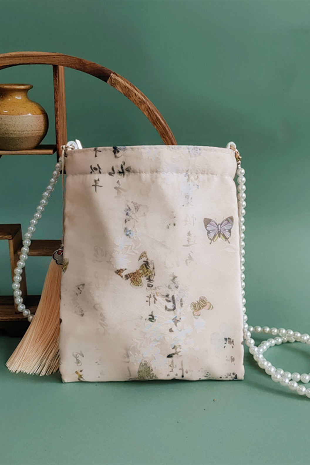 Crossbody Bag Beige Butterfly Pearl for Tang Song Dynasty