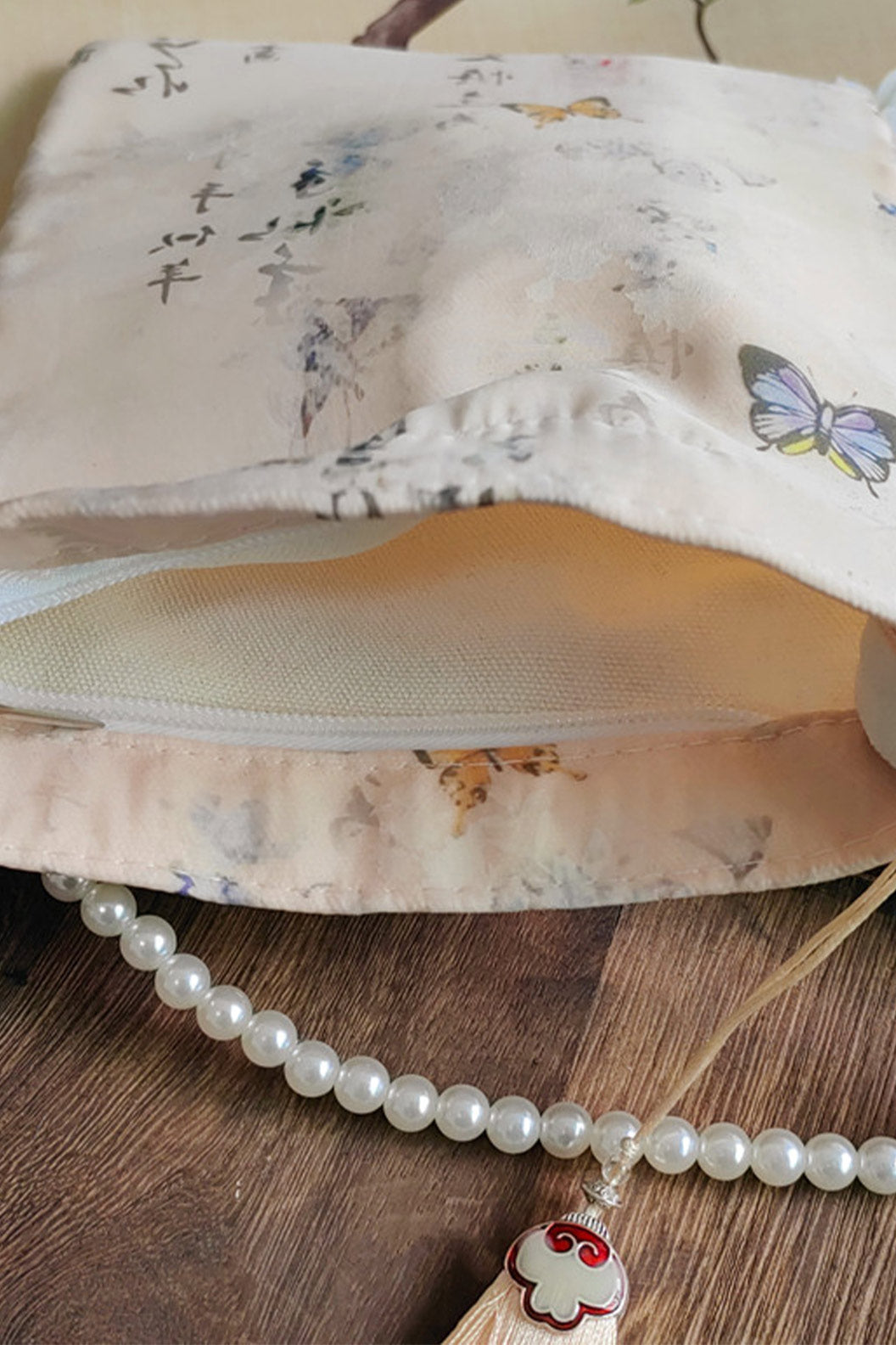 Crossbody Bag Beige Butterfly Pearl for Tang Song Dynasty