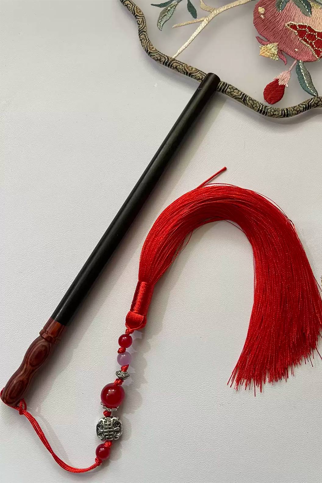 Chinese hand fan with new classical embroidery for qipao