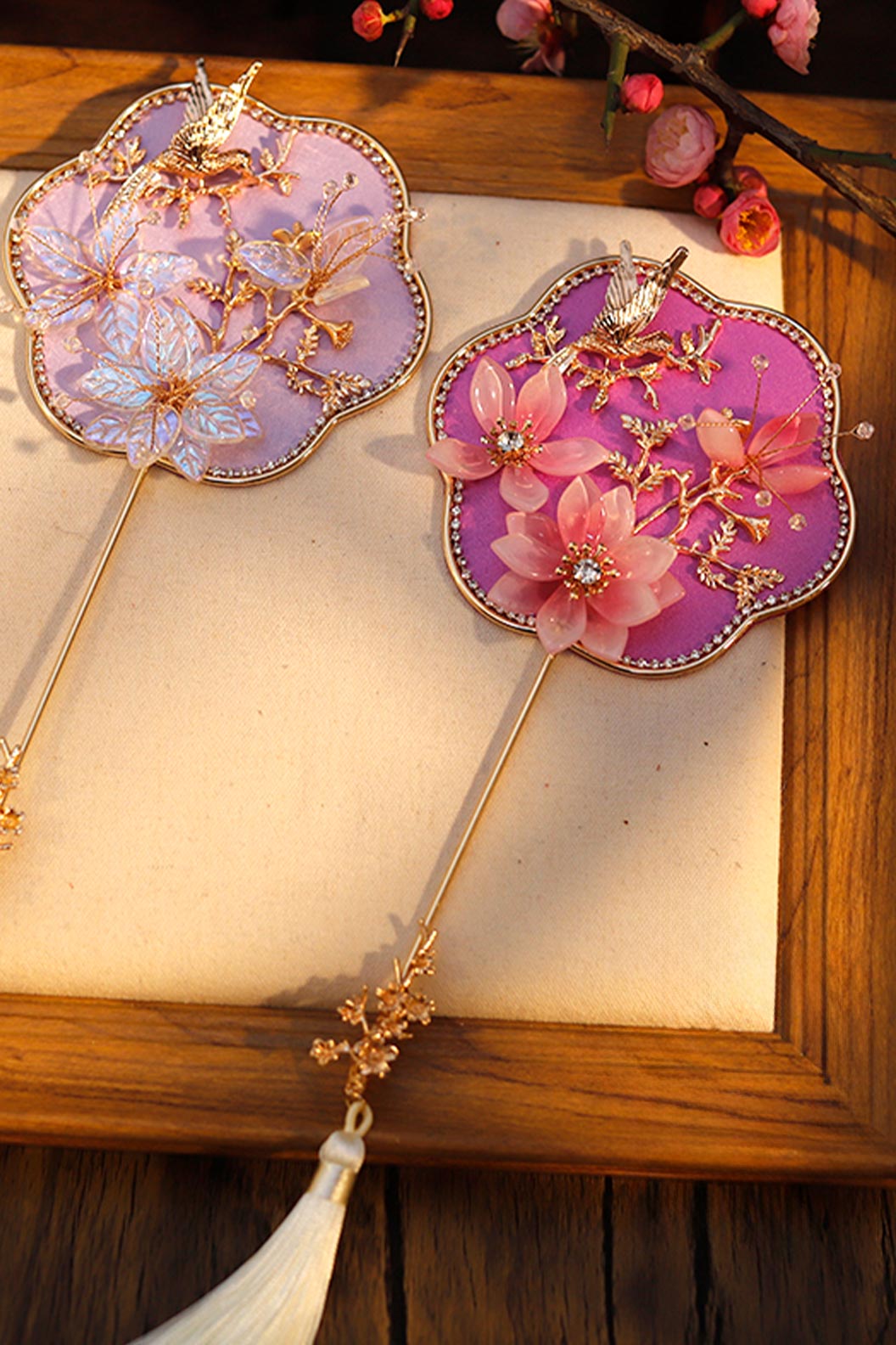 Chinese hand fan classical Xiuhe round fan