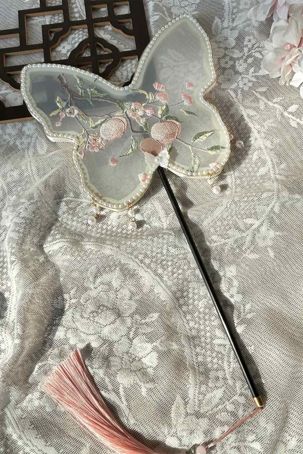 Chinese hand fan embroidered white ancient style with tassel