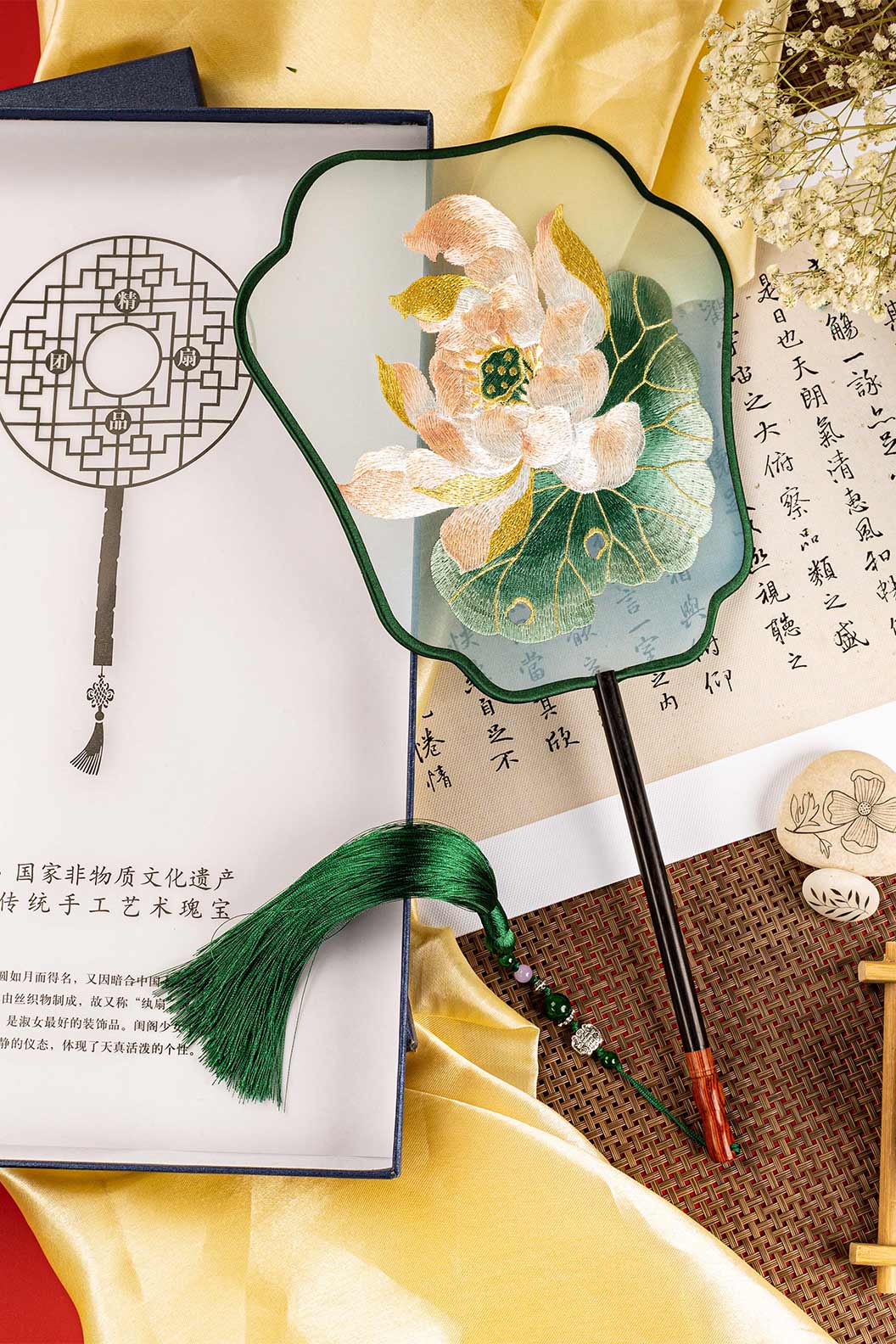 Chinese hand fan green lotus embroidery single-side fan for qipao