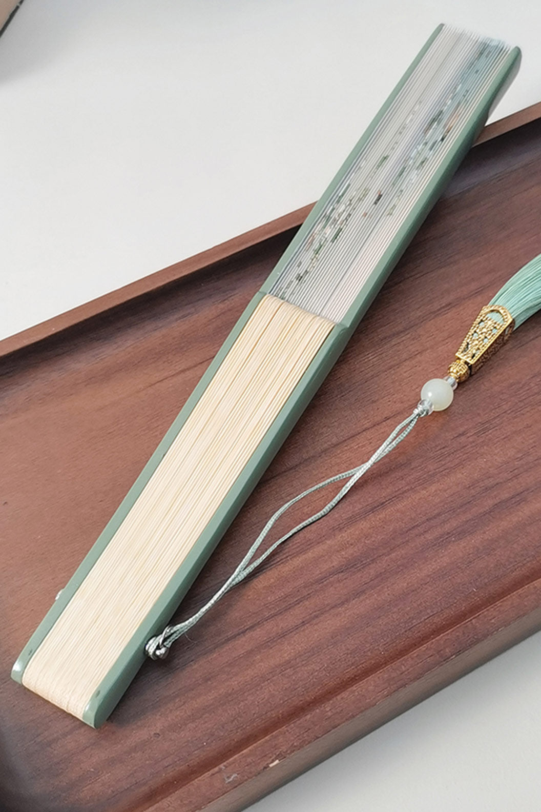Chinese hand fan with new Chinese style bamboo folding fan
