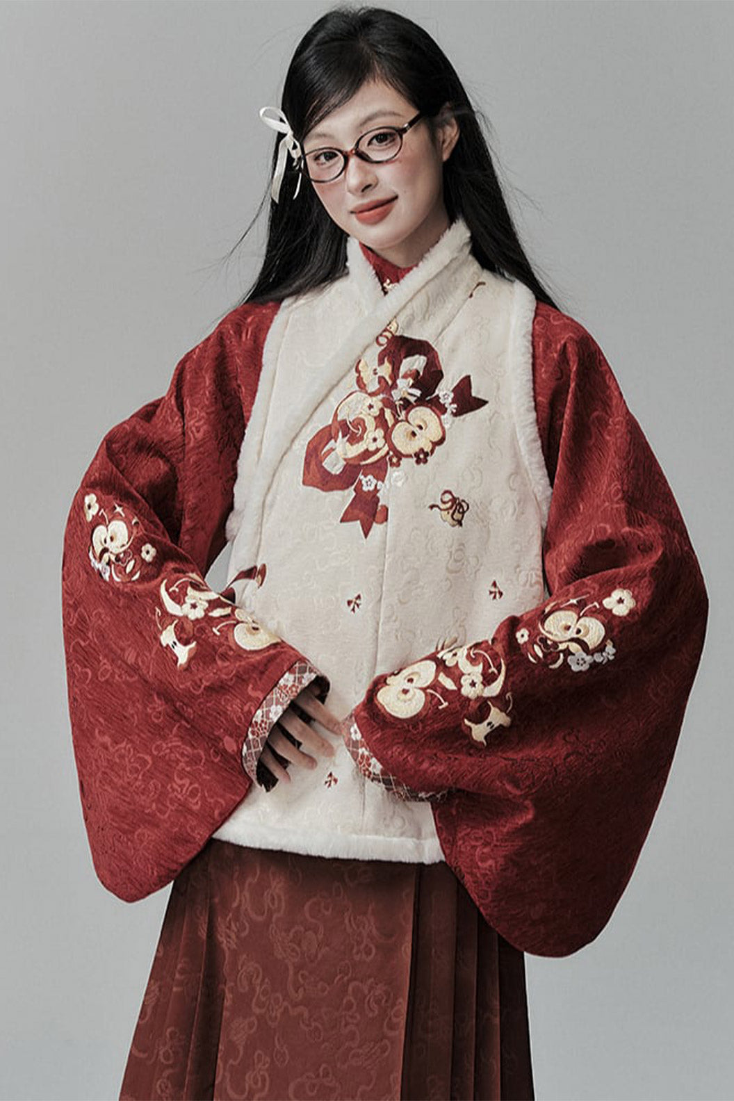 Chinese New Year Dress Embroidered Fashion Red Hanfu - qiyuan 祈愿