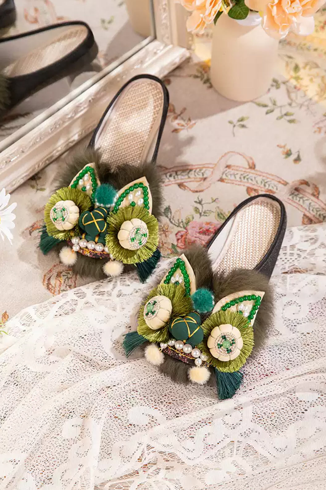 Embroidered Shoes Green Chinese Style Handmade Tiger Head Shoes