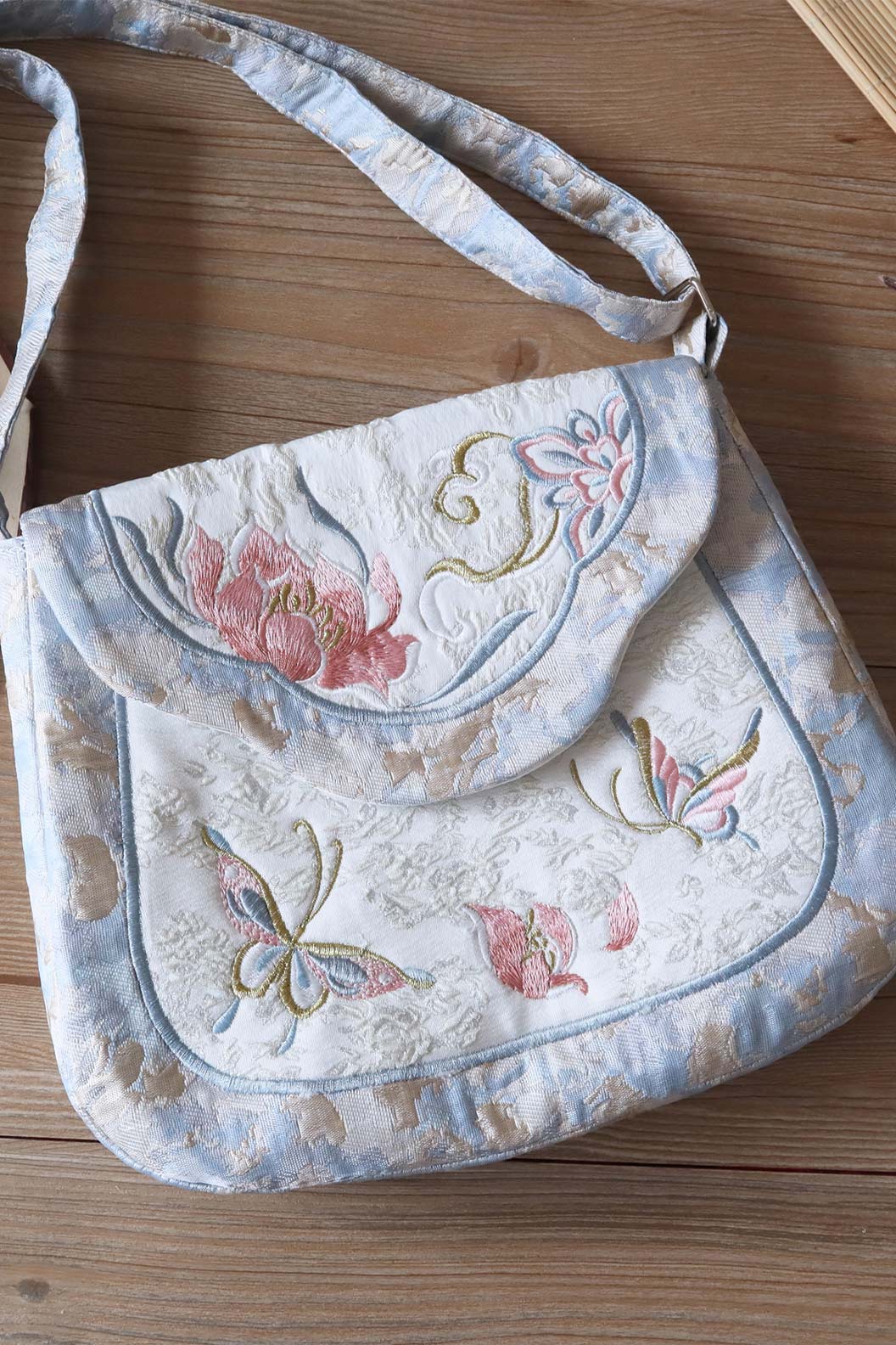 Embroidered Handbag Pink Vintage Bag Versatile
