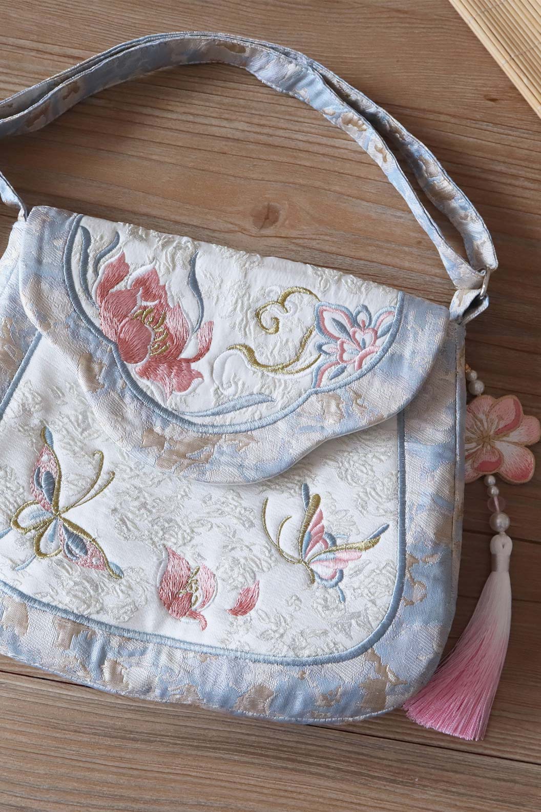 Embroidered Handbag Pink Vintage Bag Versatile