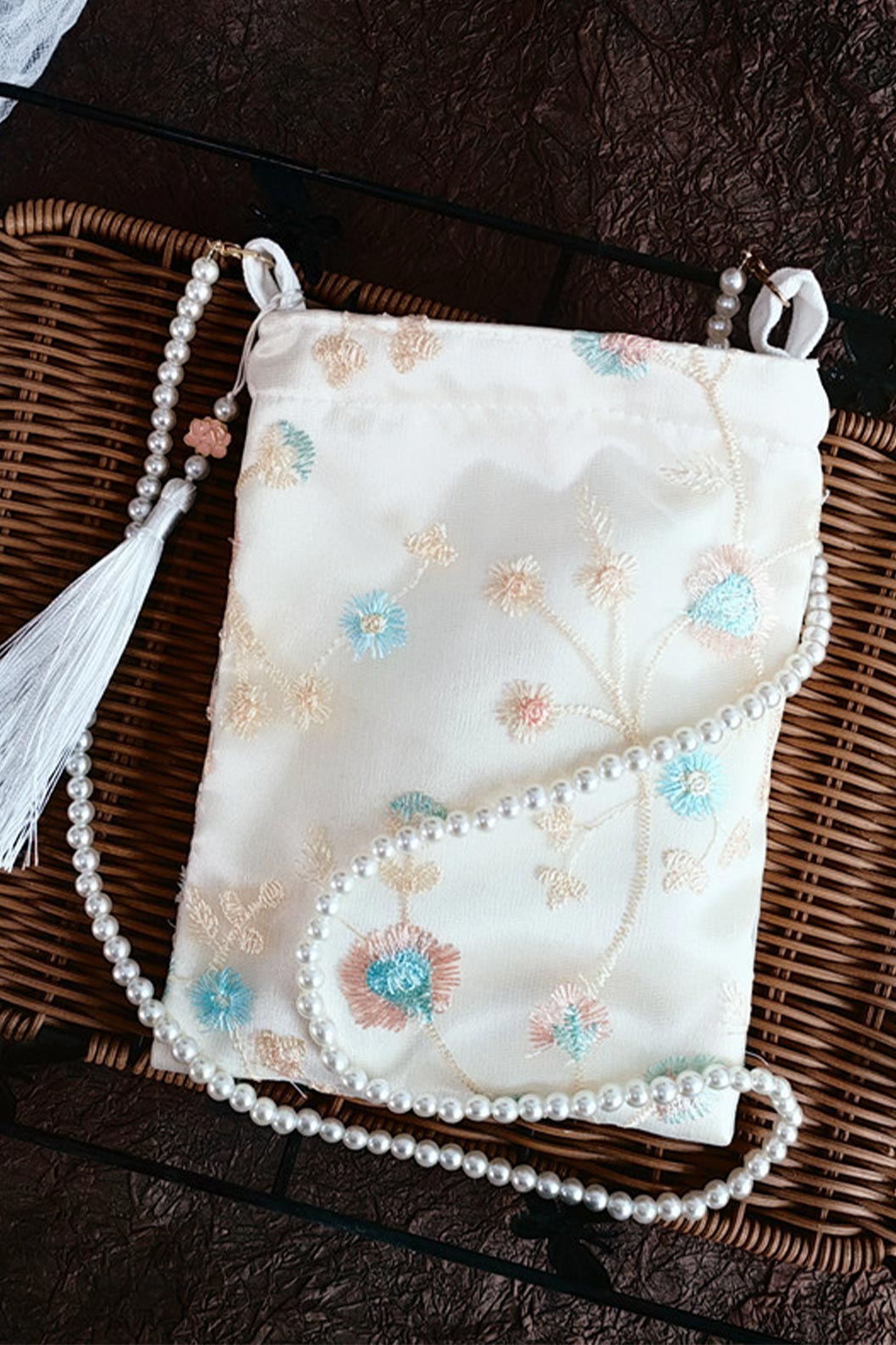 Embroidered Handbag Satin Small Square Bag for Song Dynasty