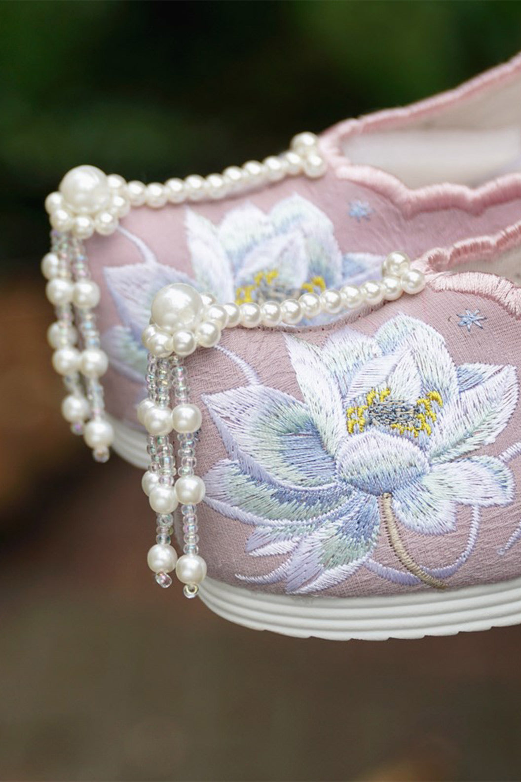 Embroidered Shoes Ming Dynasty Handmade Cloth Shoes