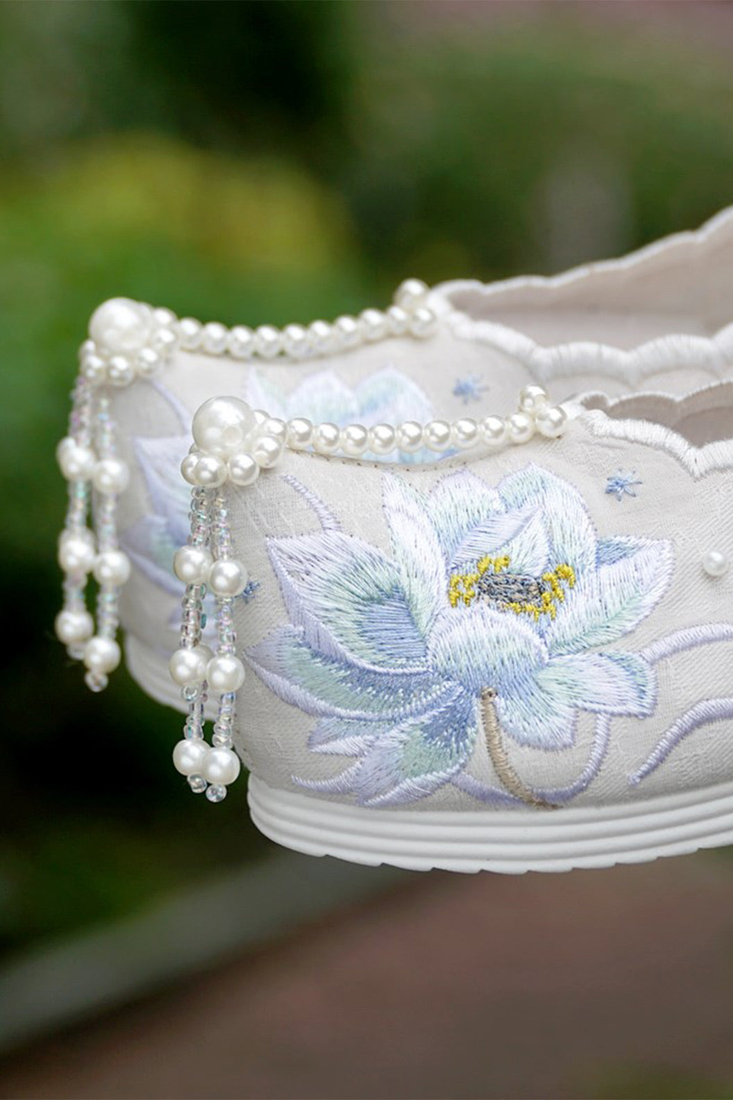 Embroidered Shoes Ming Dynasty Handmade Cloth Shoes