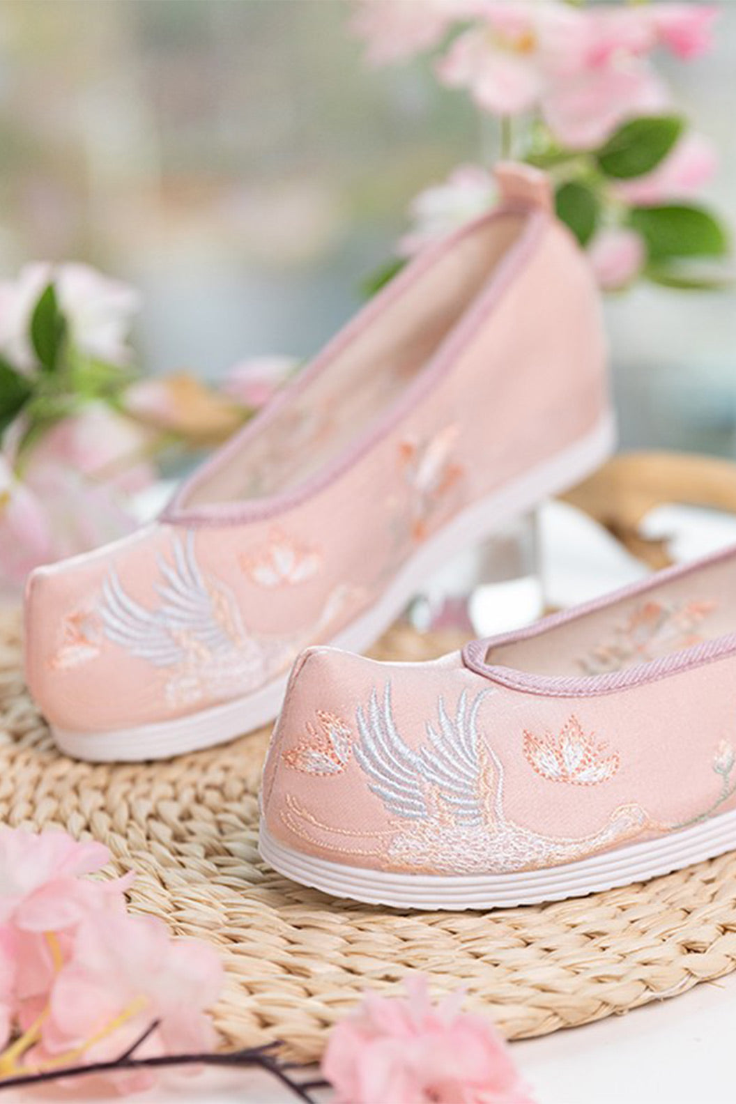 Embroidered Shoes Peony Bird Cloth Shoes