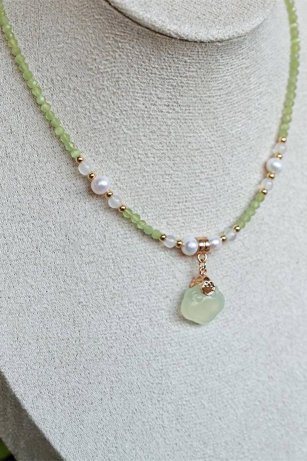 Jade Pearl Baby Lock Chinese Style Necklace