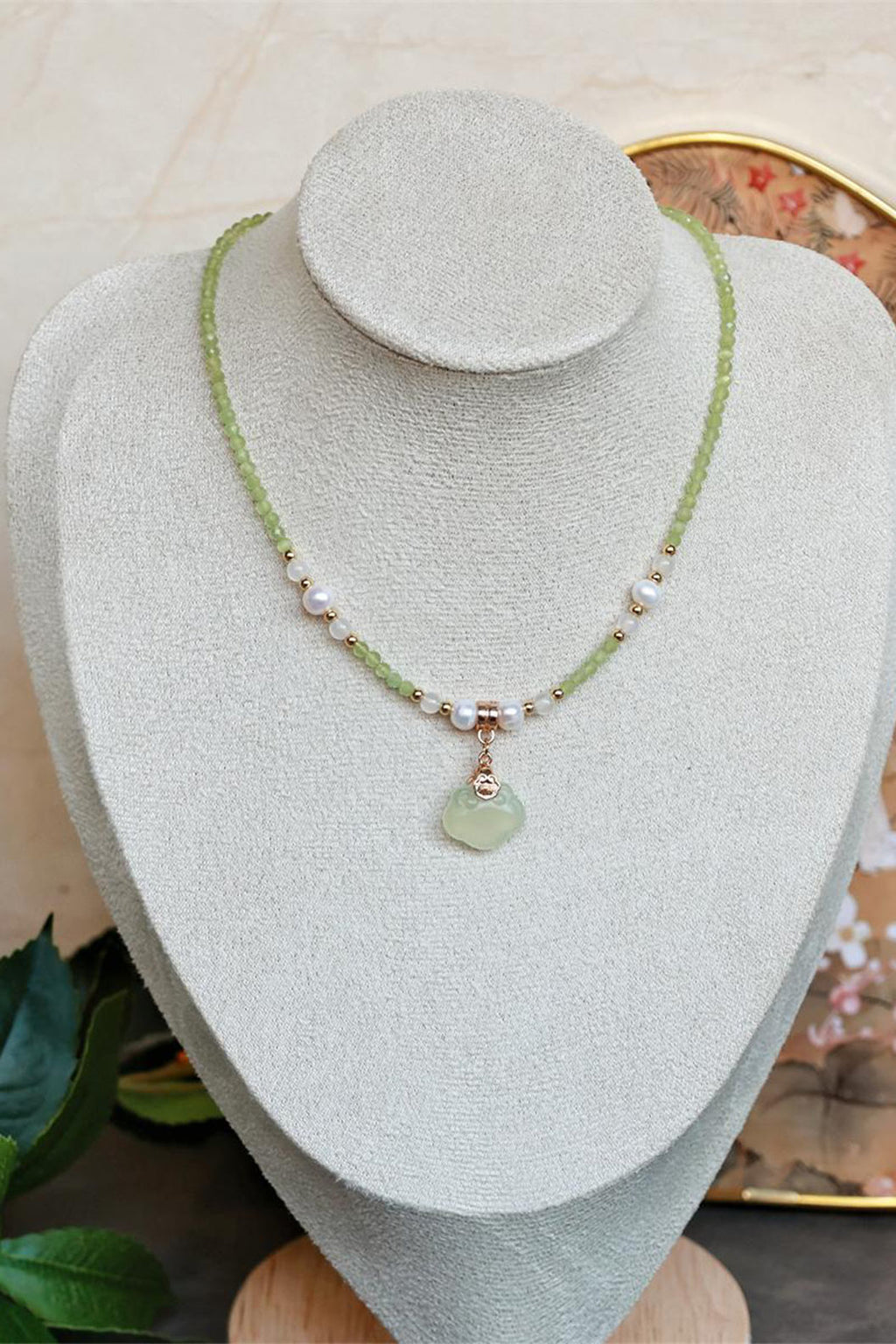 Jade Pearl Baby Lock Chinese Style Necklace