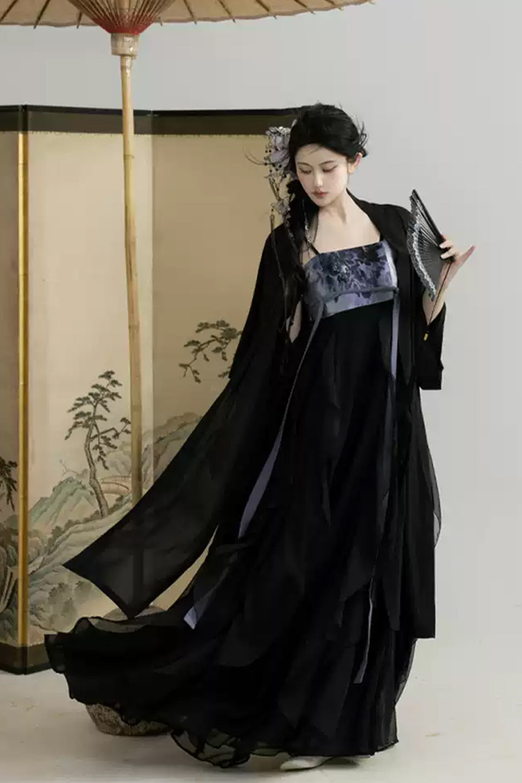 Ming Dynasty Black Hanfu Dress Ruffled Trim Hanfu Skirt - youmeng 幽梦