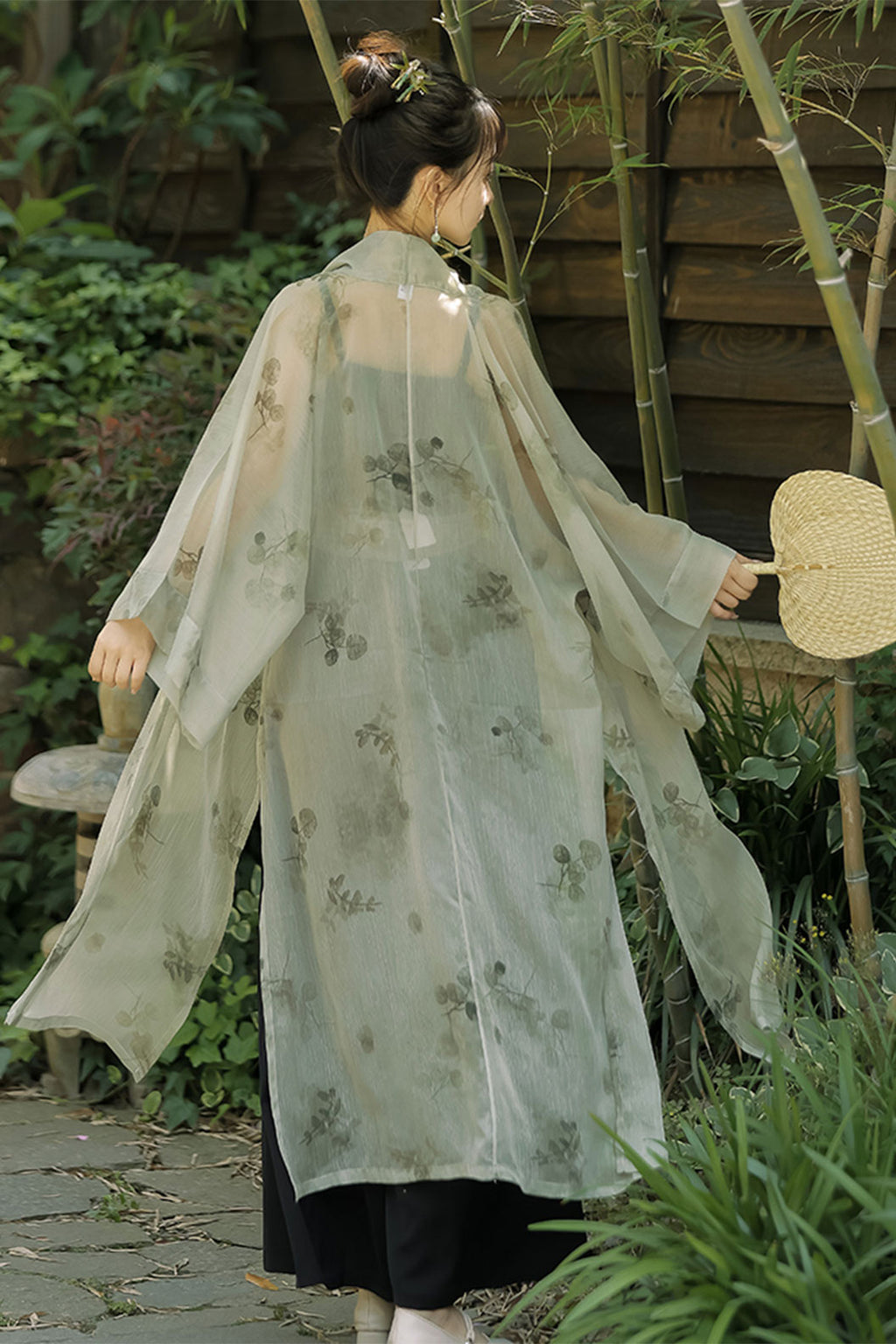 Ming Dynasty Black Hanfu with Four-Piece Set and Chinese Style - yangedu 烟霭渡